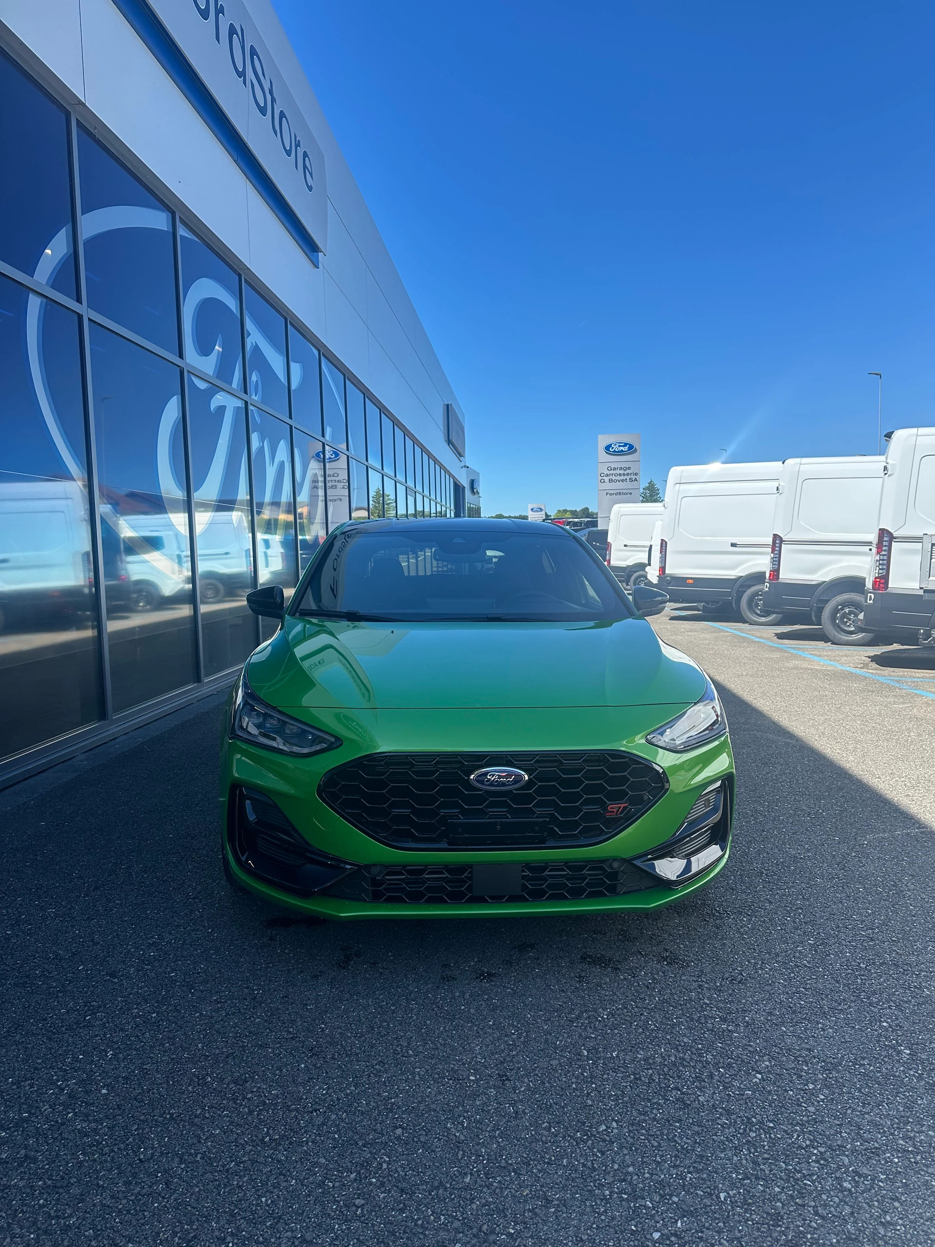 FORD Focus 2.3 EcoB ST X 280CV/Man.-image-8