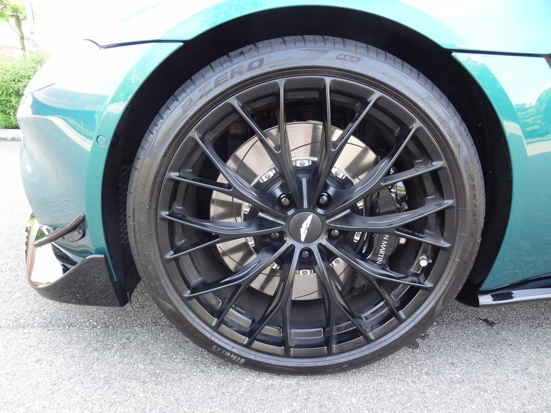 ASTON MARTIN Roadster F1-image-6