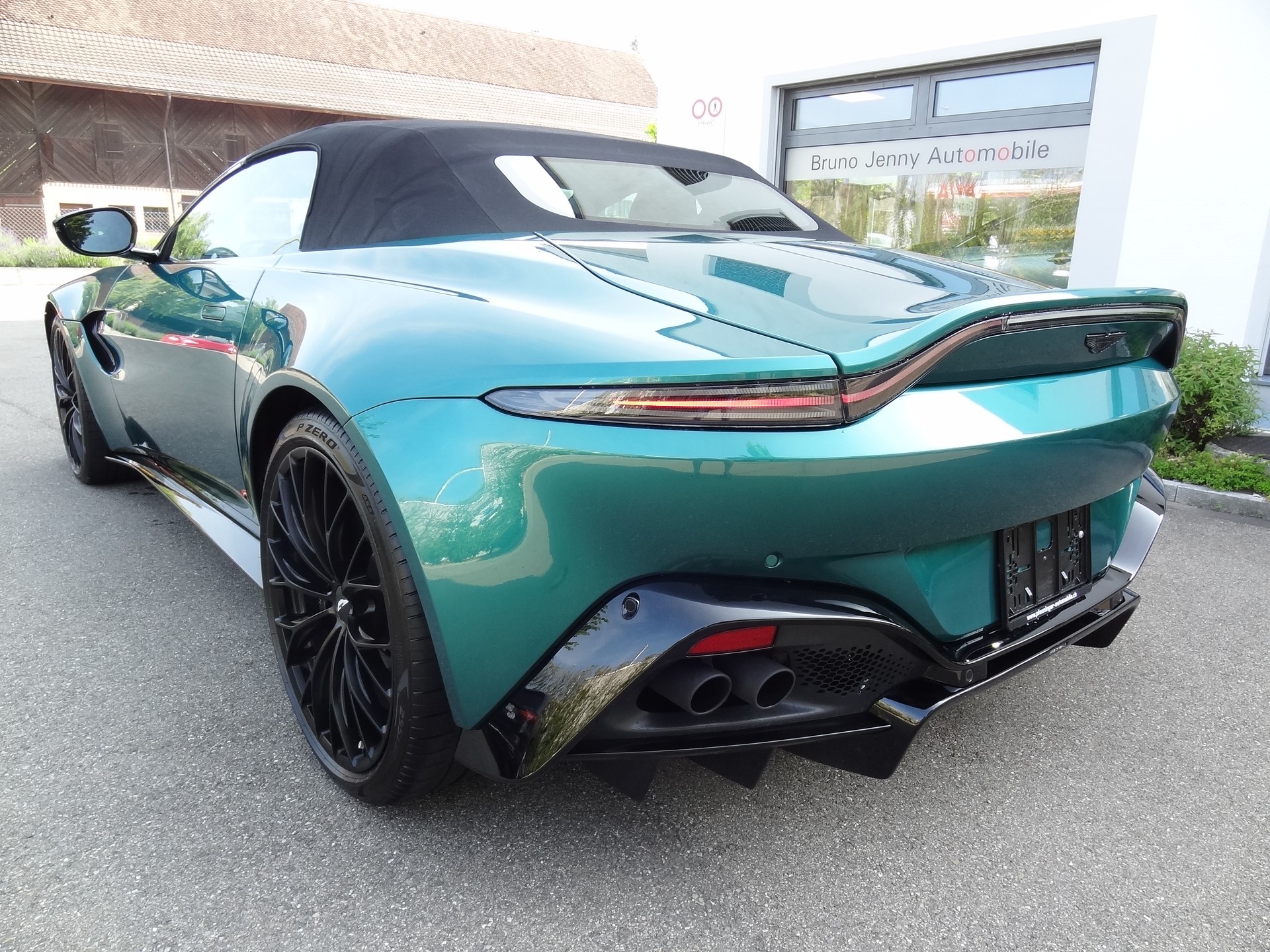 ASTON MARTIN Roadster F1-image-5