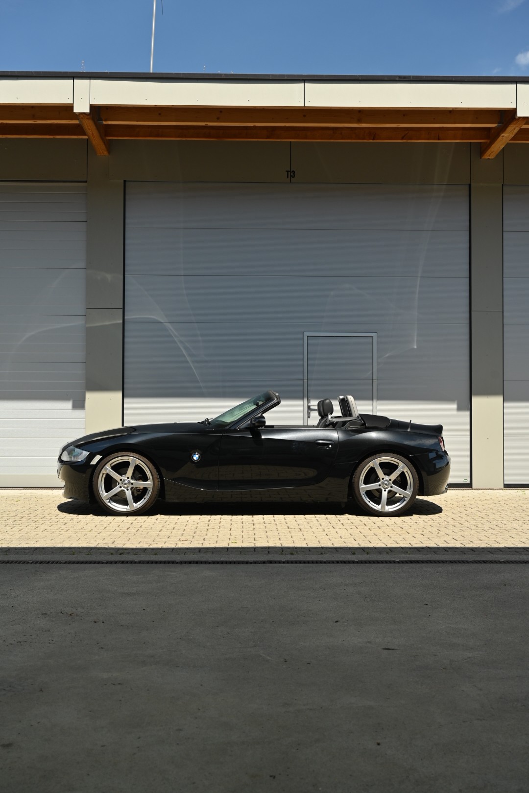 BMW Z4 2.5si Roadster-image-6