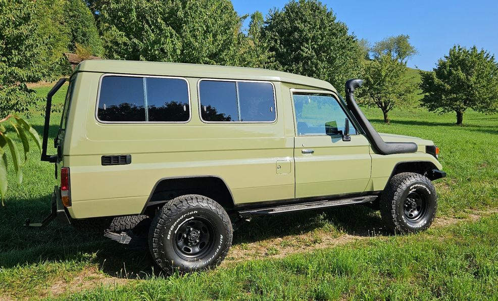 TOYOTA Land Cruiser 400 Hdt Long 4.2D-image-4