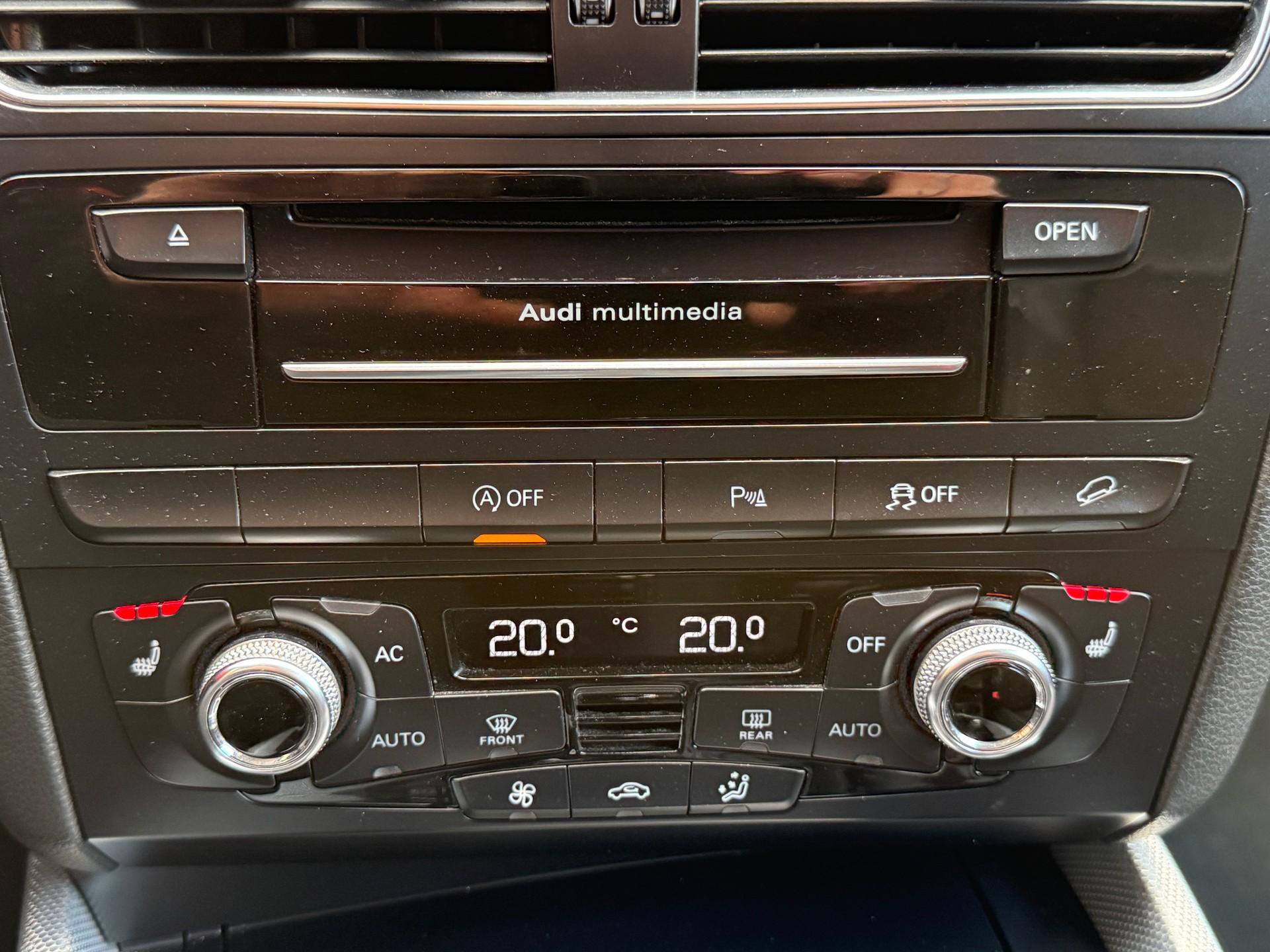 AUDI Q5 3.0 TDI quattro S-tronic-image-12