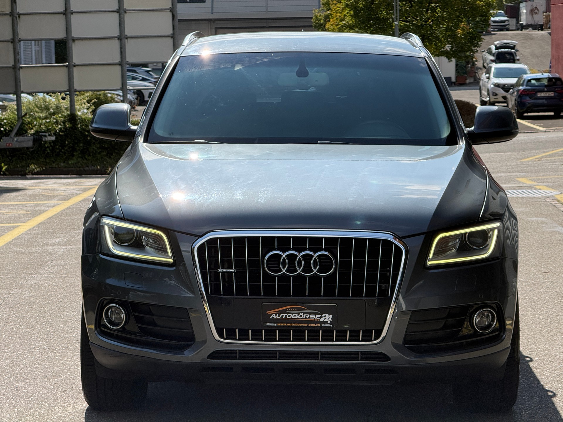 AUDI Q5 3.0 TDI quattro S-tronic-image-2