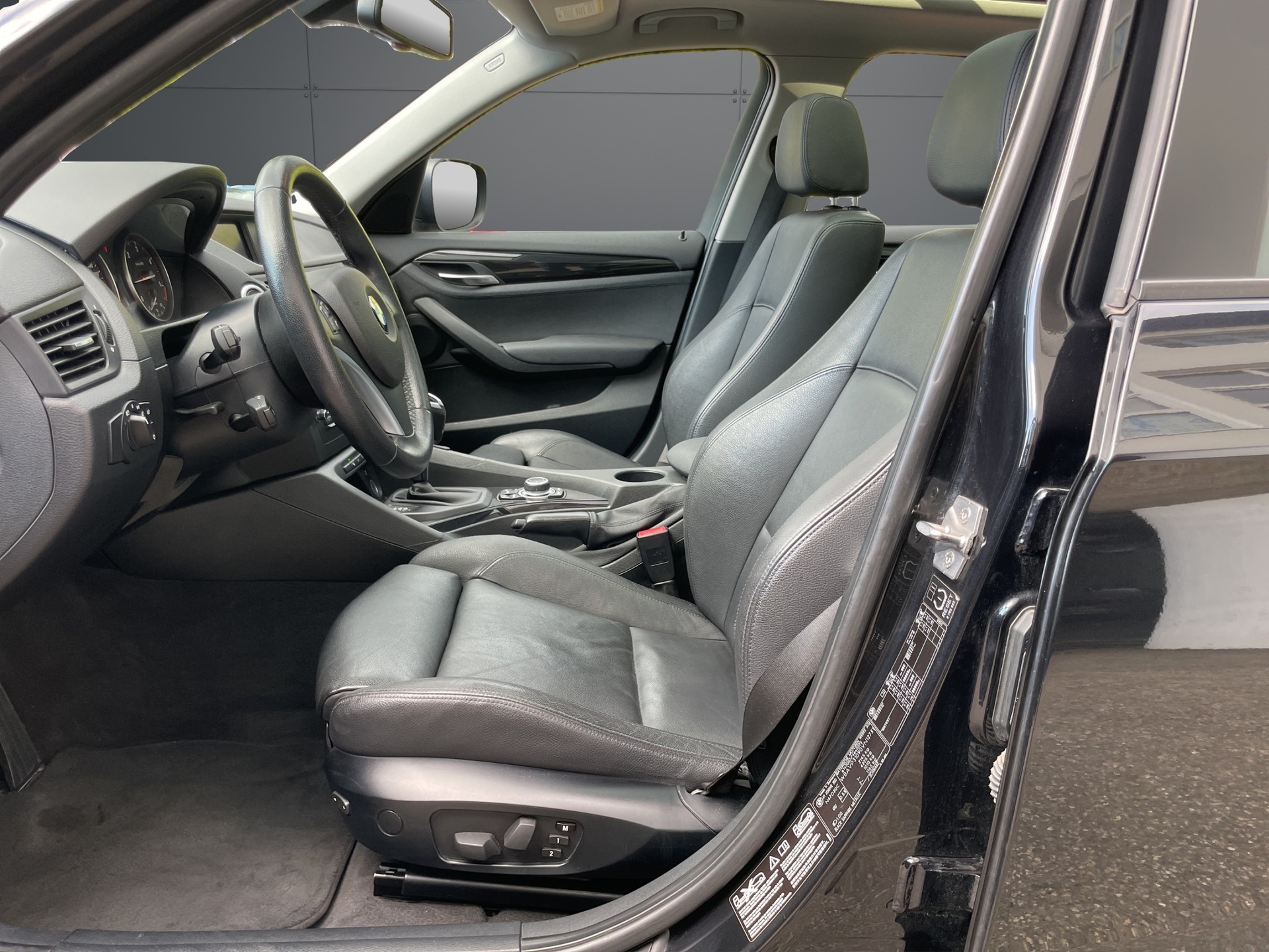 BMW X1 xDrive 20d Steptronic-image-4