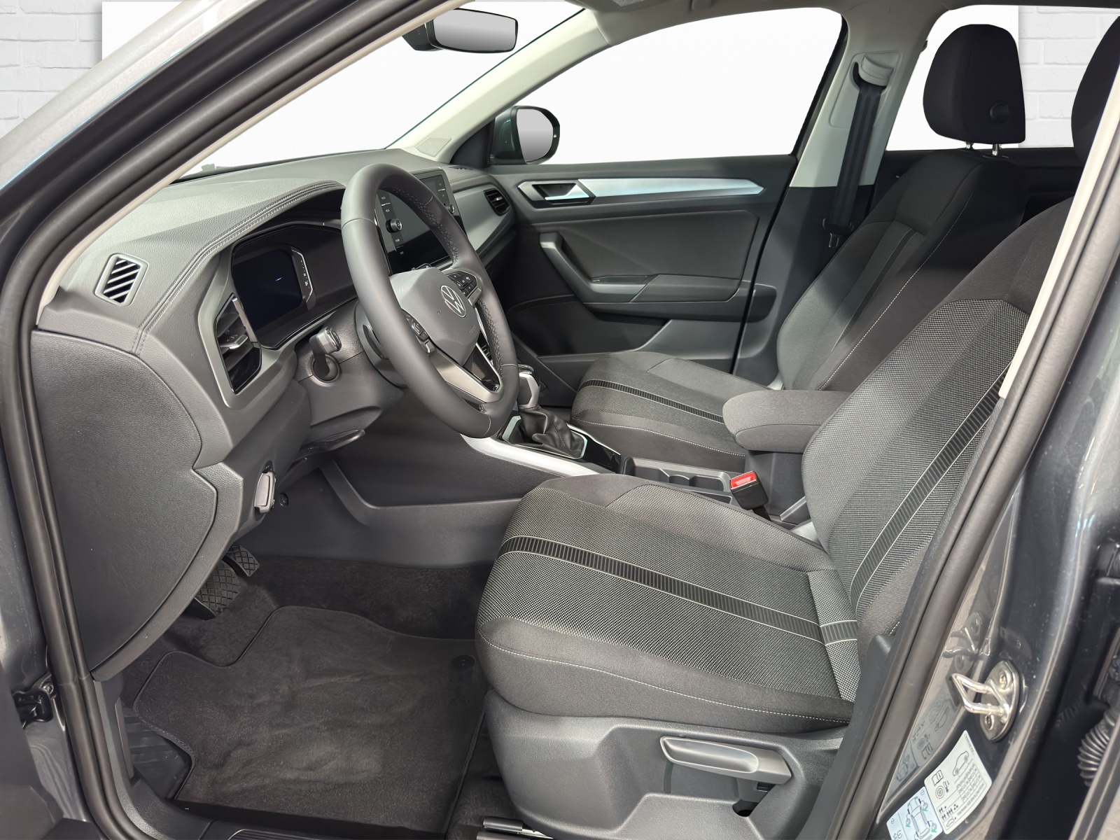 VW T-Roc 1.5 TSI Life United DSG-image-6
