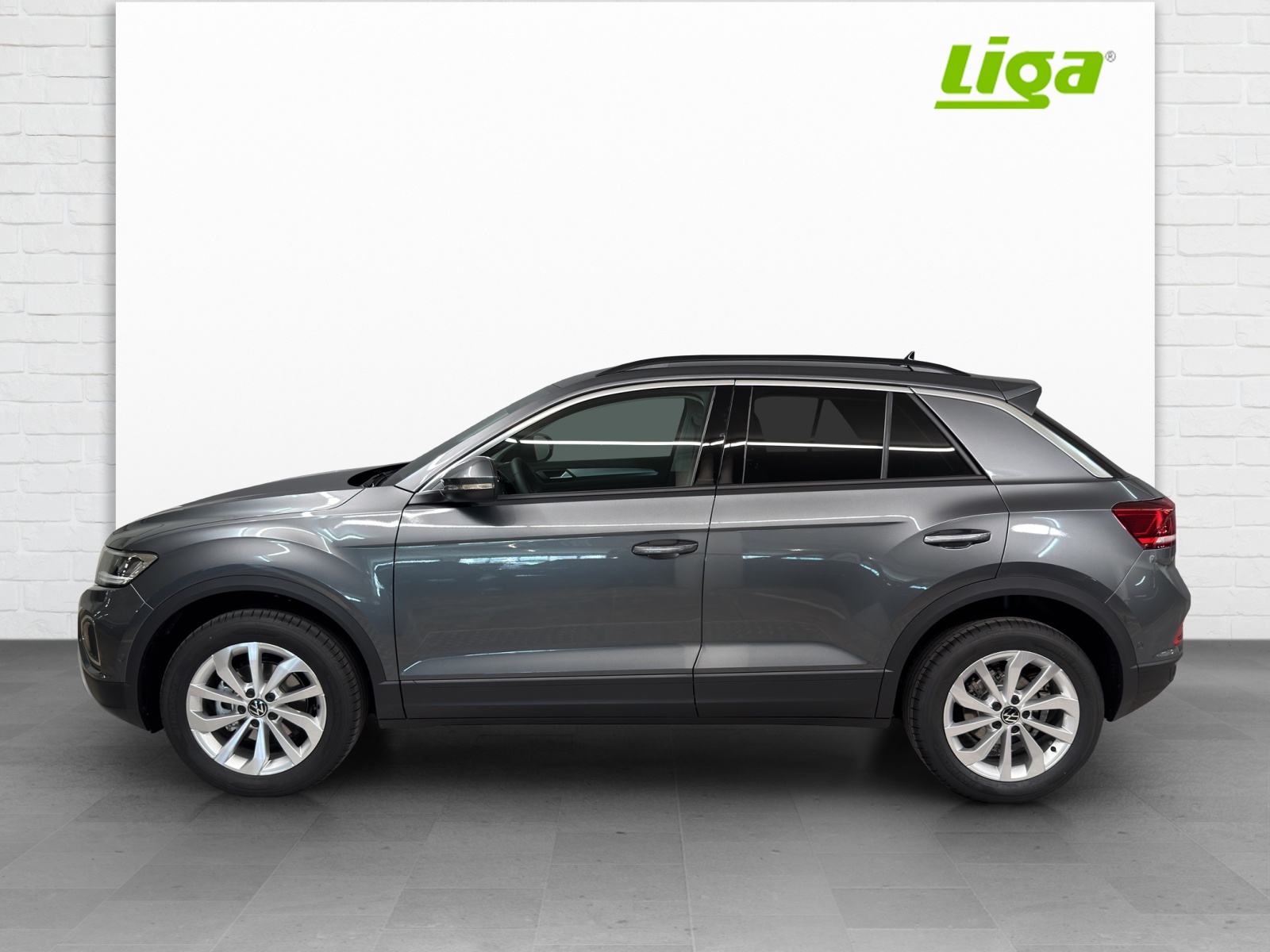 VW T-Roc 1.5 TSI Life United DSG-image-0