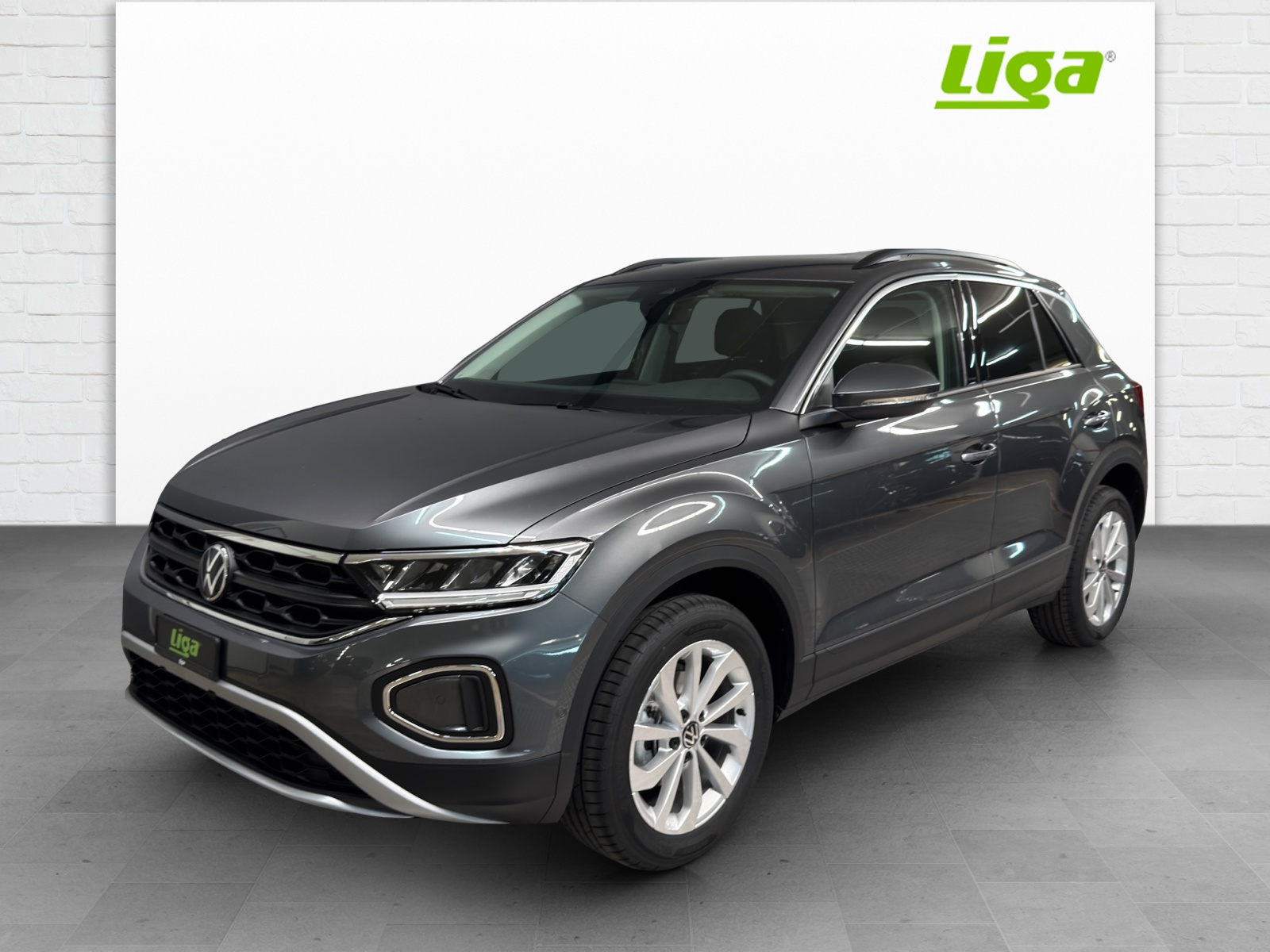 VW T-Roc 1.5 TSI Life United DSG-image-1