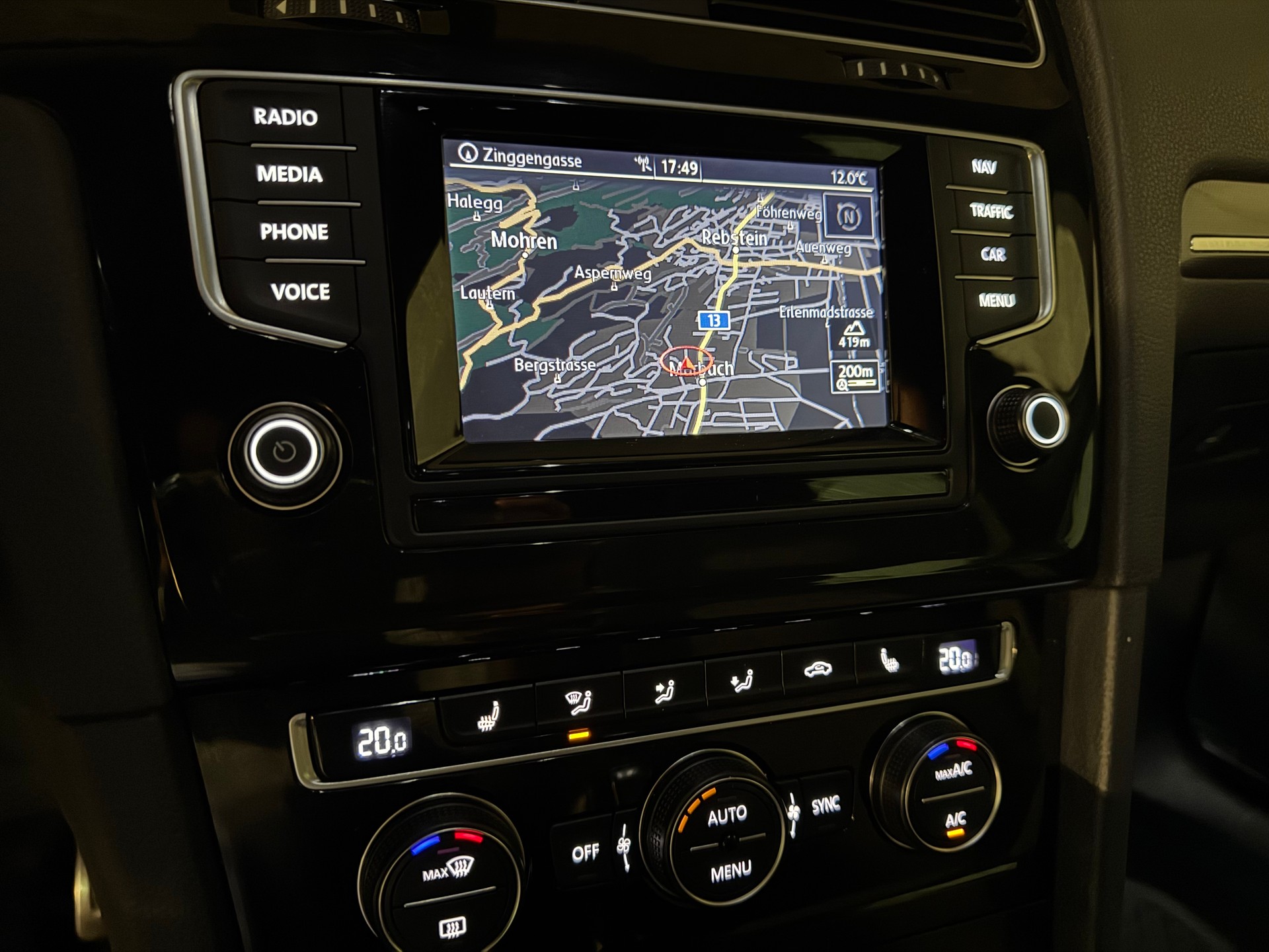 VW Golf 1.4 TSI Cup R-Line DSG-image-27