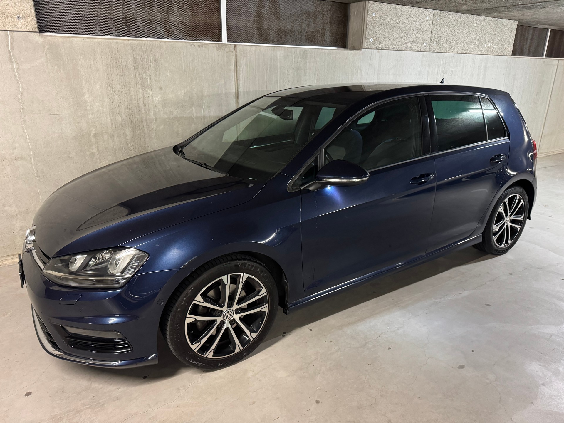 VW Golf 1.4 TSI Cup R-Line DSG-image-0