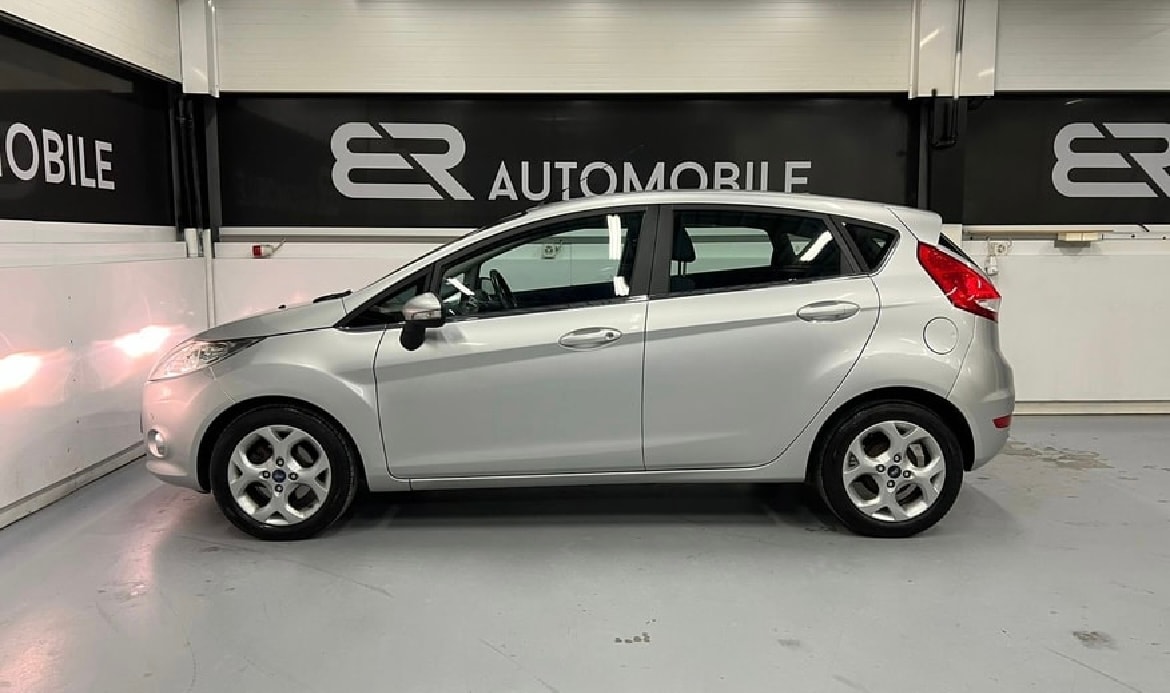 FORD Fiesta 1.4 16V Titanium-image-7