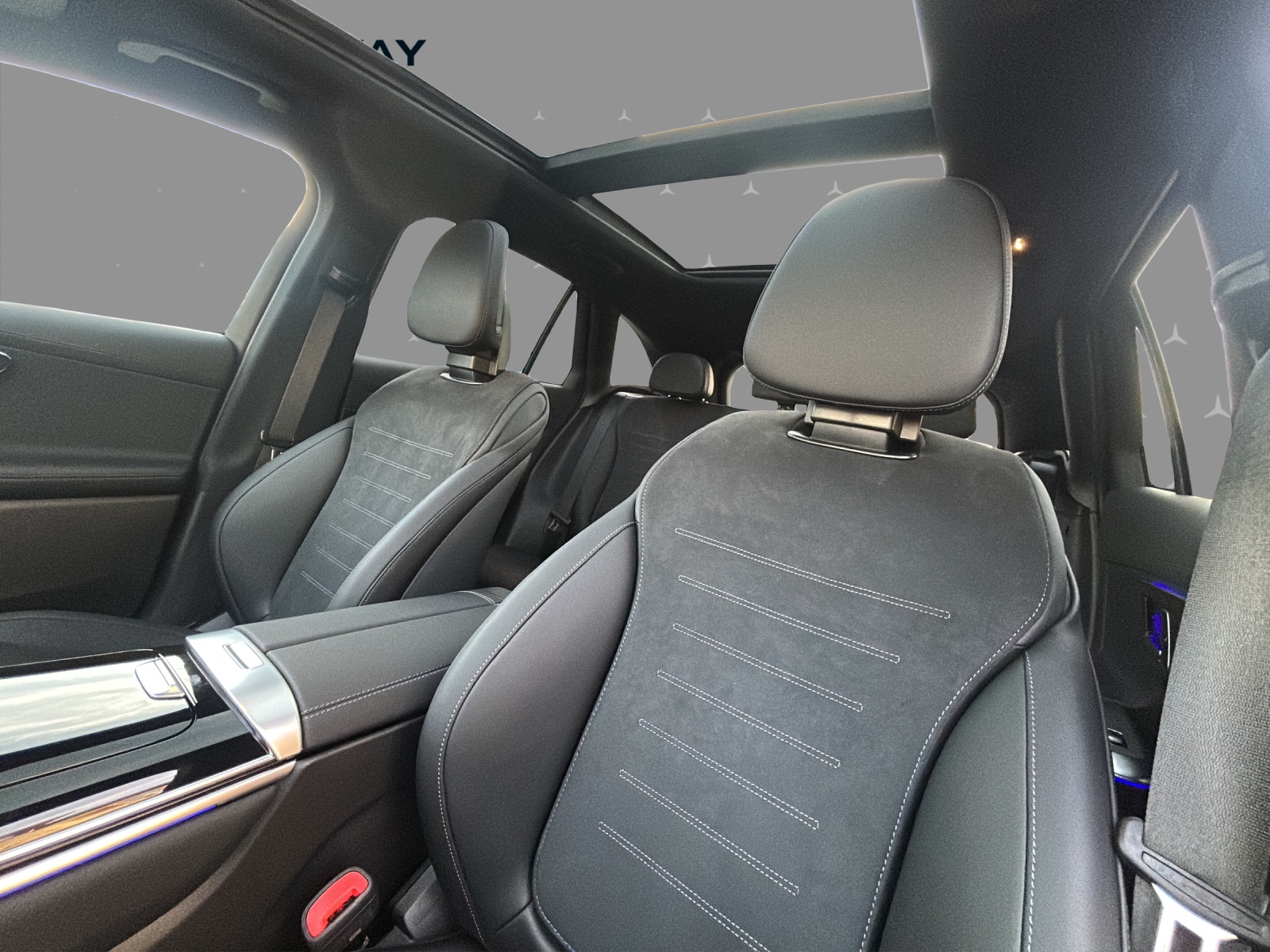 MERCEDES-BENZ GLC 220 d 4Matic 9G-Tronic-image-9