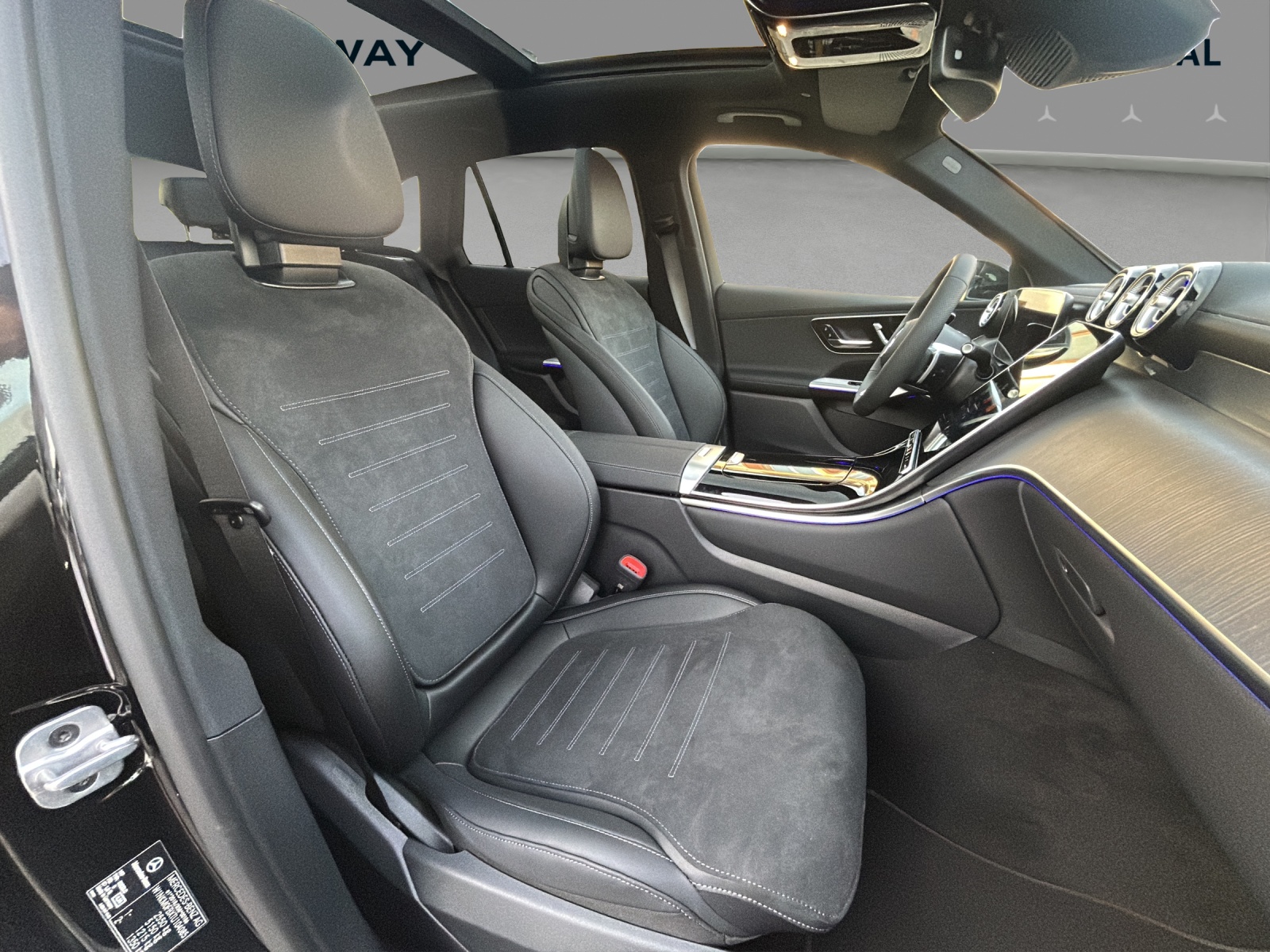 MERCEDES-BENZ GLC 220 d 4Matic 9G-Tronic-image-11