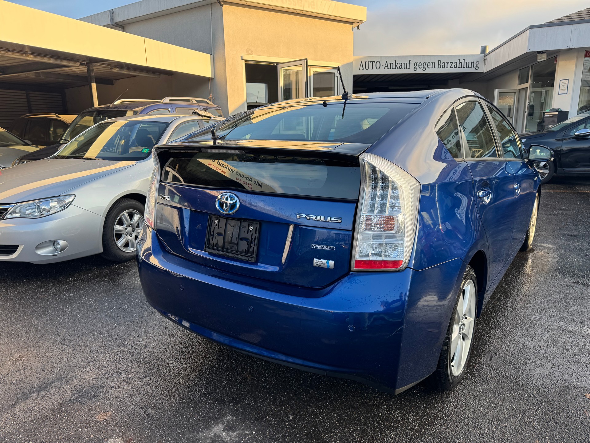 TOYOTA Prius 1.8 16V HSD Sol Premium-image-6