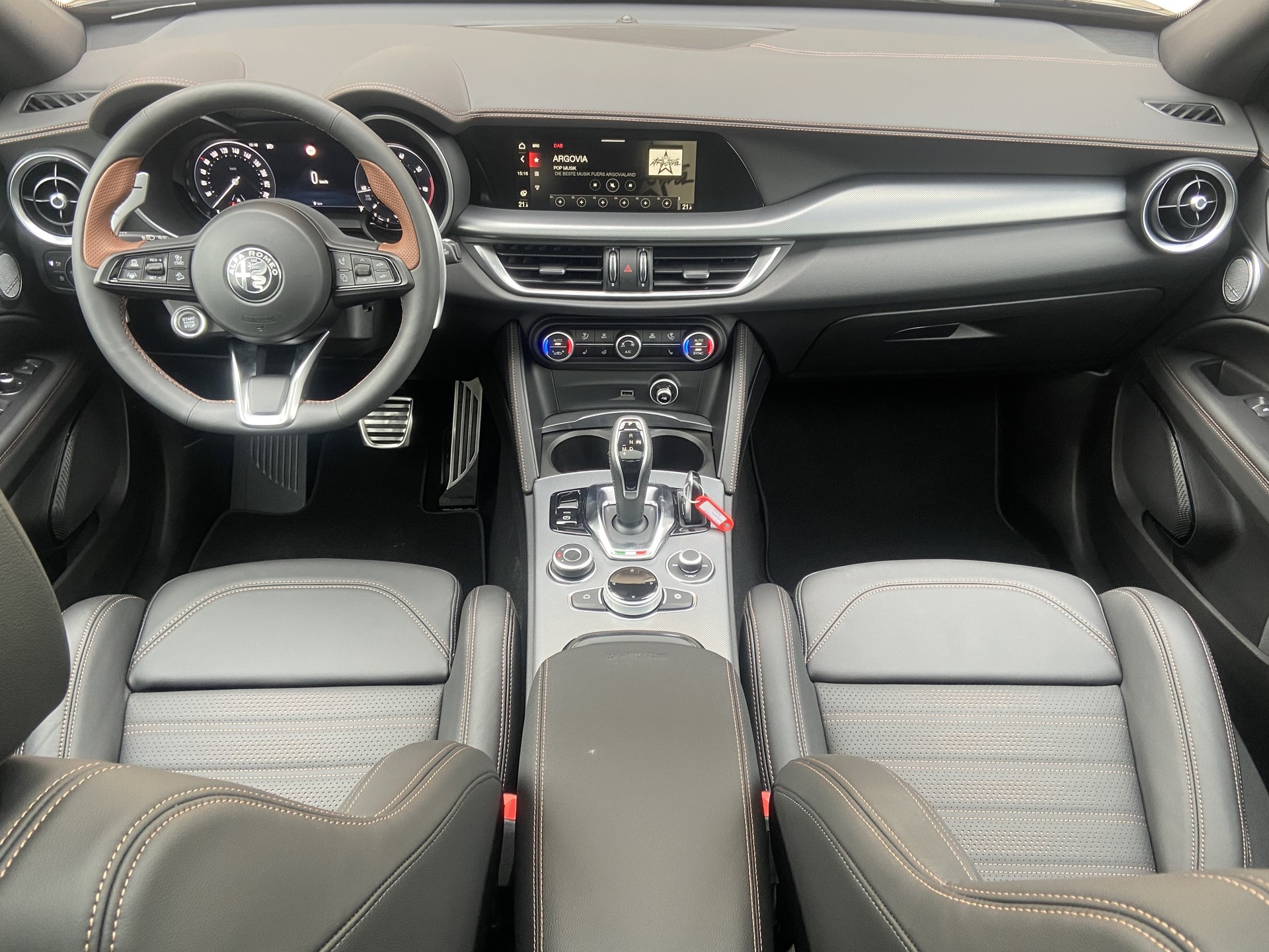 ALFA ROMEO Stelvio 2.0 "Edizione Carbone Intensa Sky" Q4 AT8-image-5