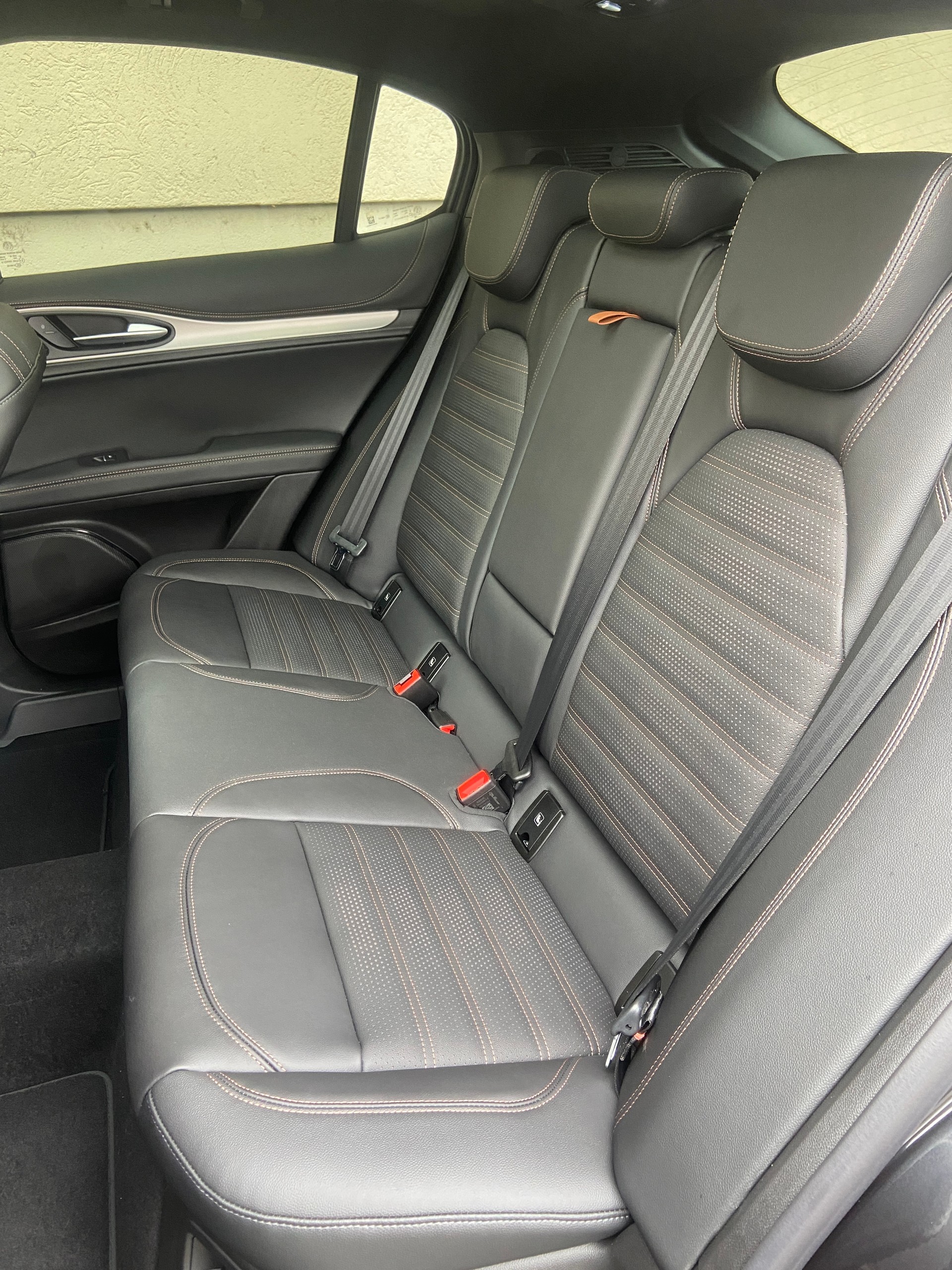 ALFA ROMEO Stelvio 2.0 "Edizione Carbone Intensa Sky" Q4 AT8-image-8