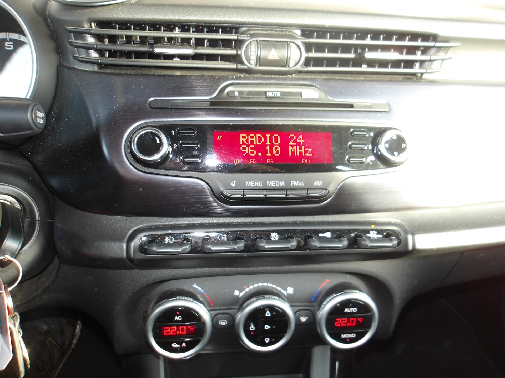 ALFA ROMEO Giulietta 1.4 MultiAir Distinctive-image-12