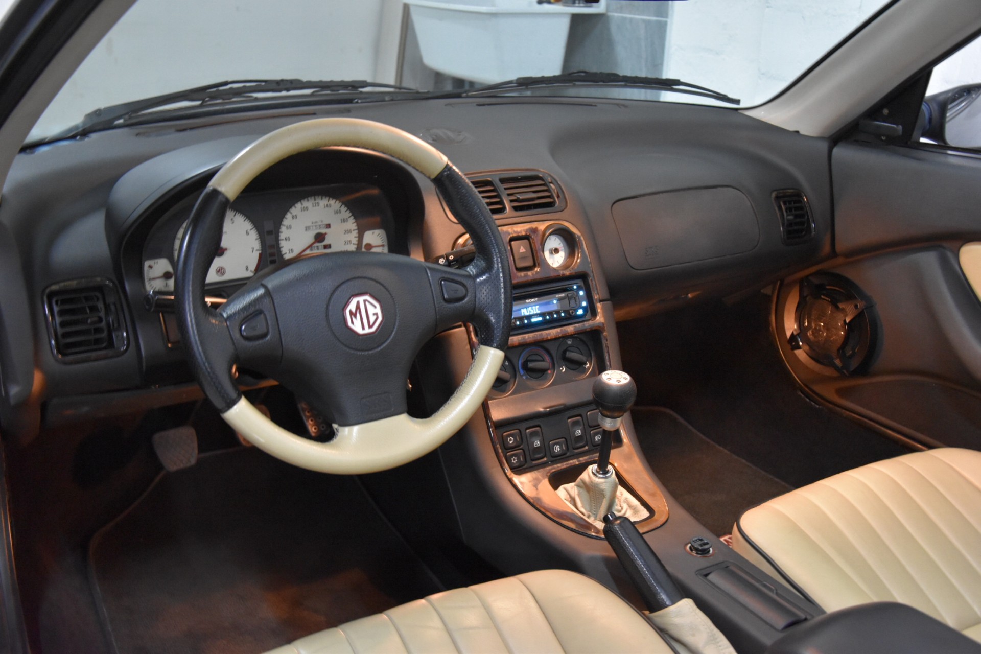 MG MGF 1.8i VVC-image-9