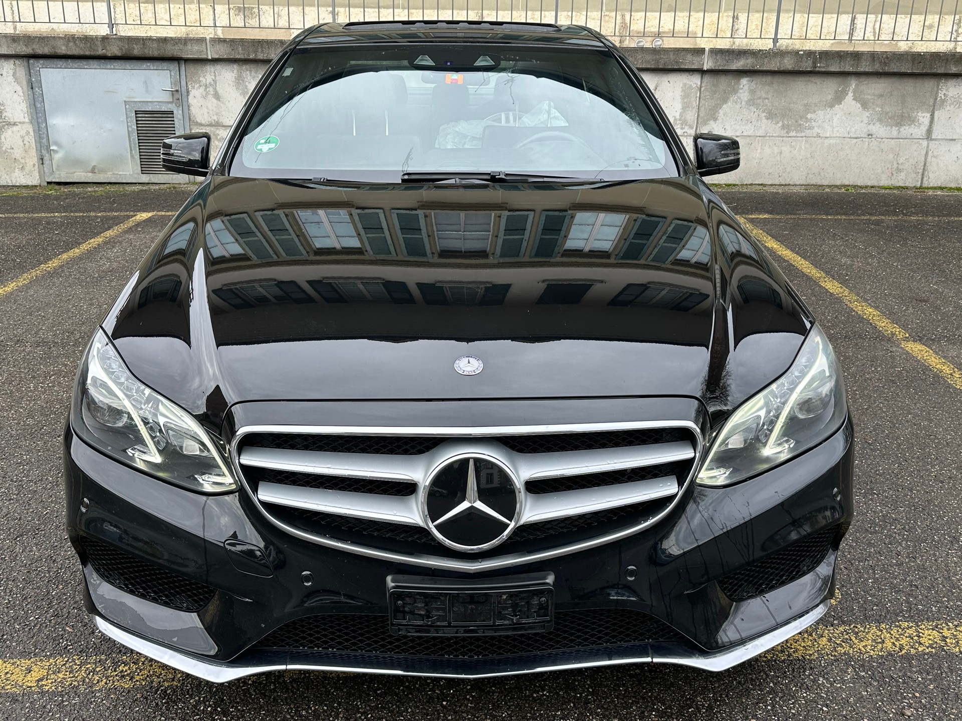 MERCEDES-BENZ E 400 Avantgarde 4Matic 7G-Tronic-image-9