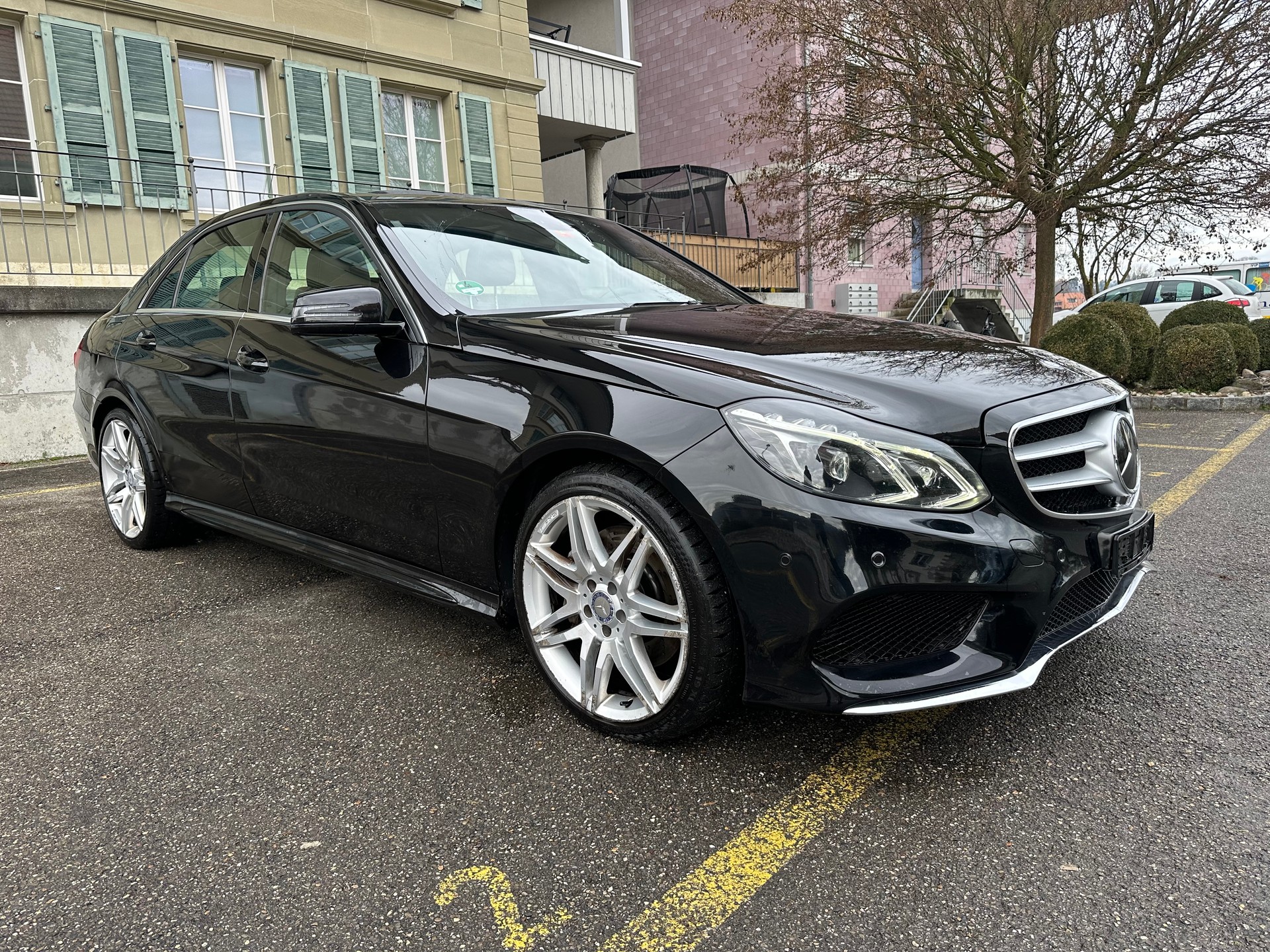 MERCEDES-BENZ E 400 Avantgarde 4Matic 7G-Tronic-image-7