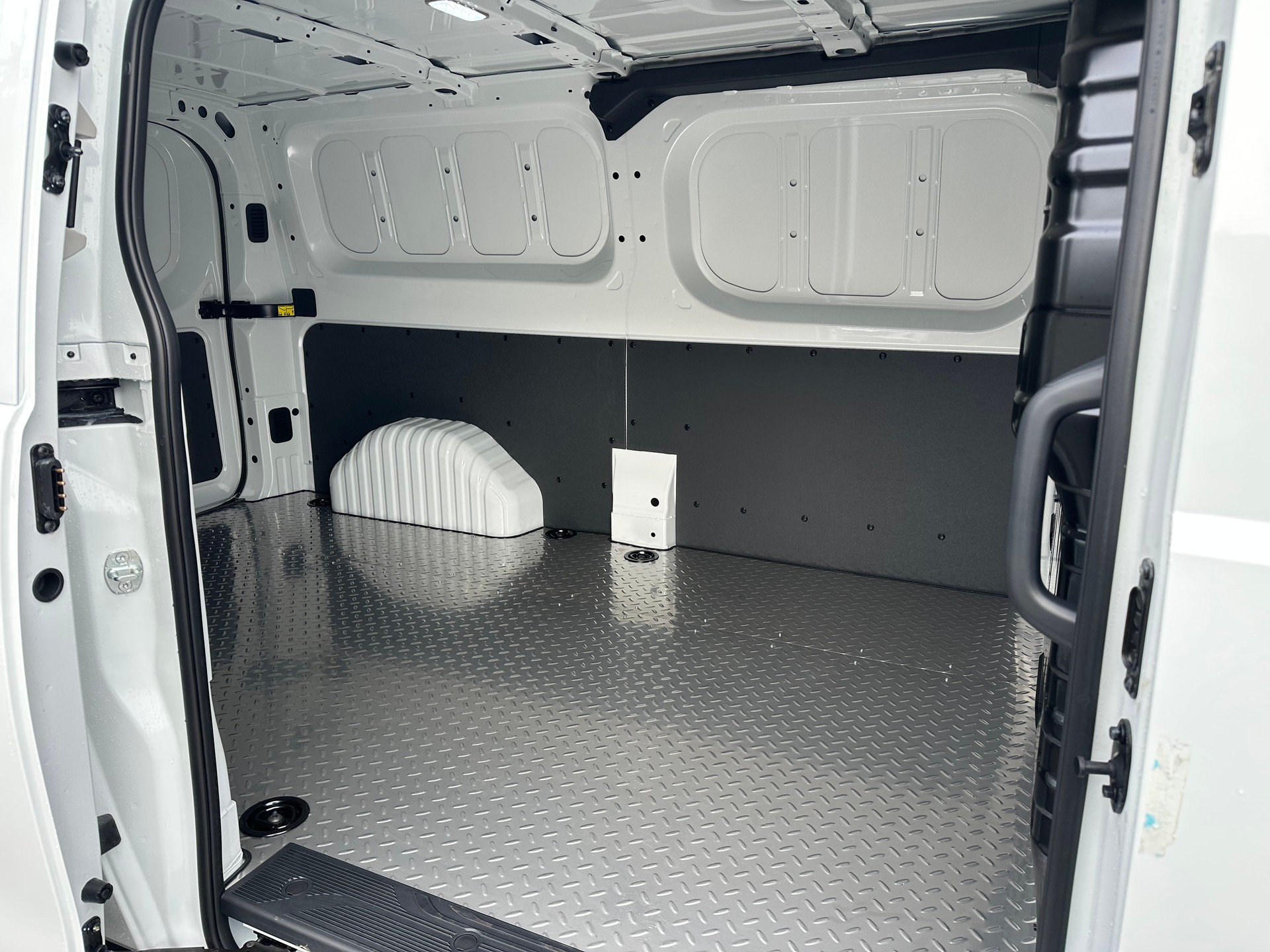 MAXUS Deliver 7 2.0D L2H1-image-9