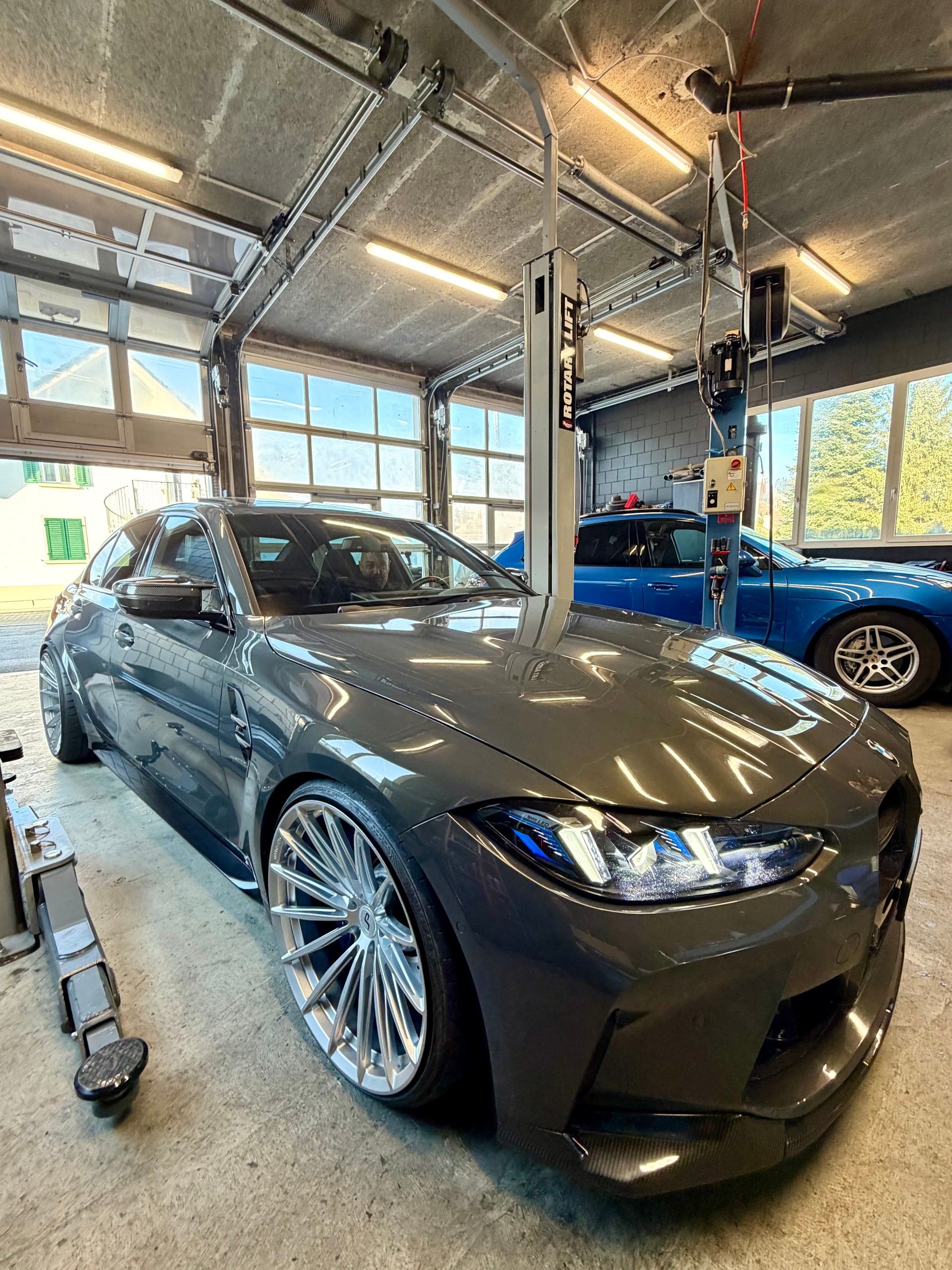 BMW M3 Competition-image-5