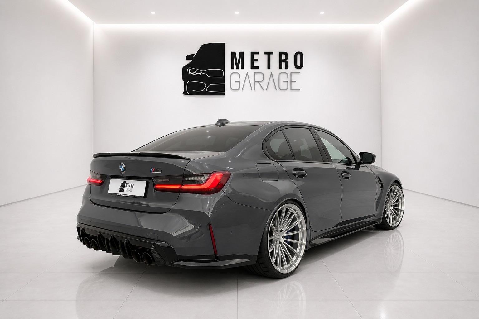 BMW M3 Competition-image-3