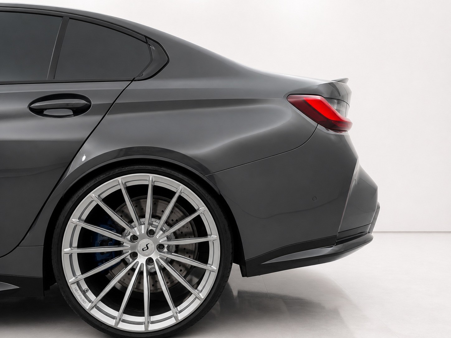 BMW M3 Competition-image-8