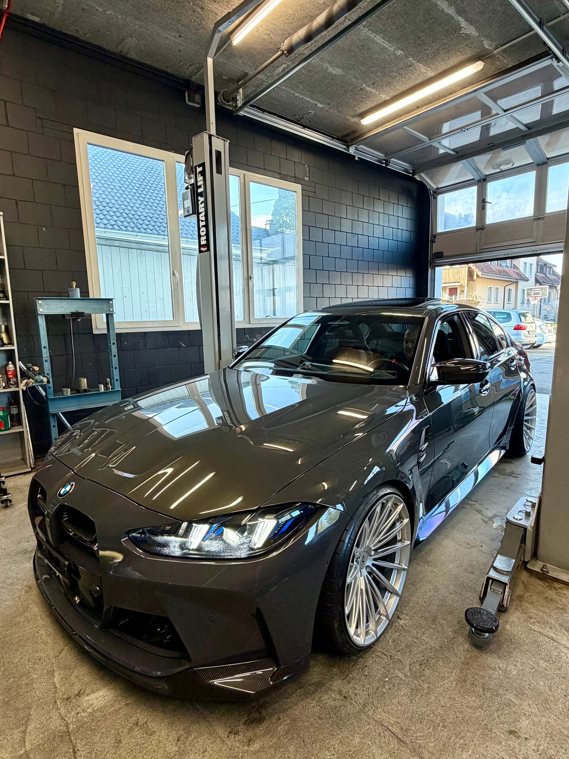 BMW M3 Competition-image-6