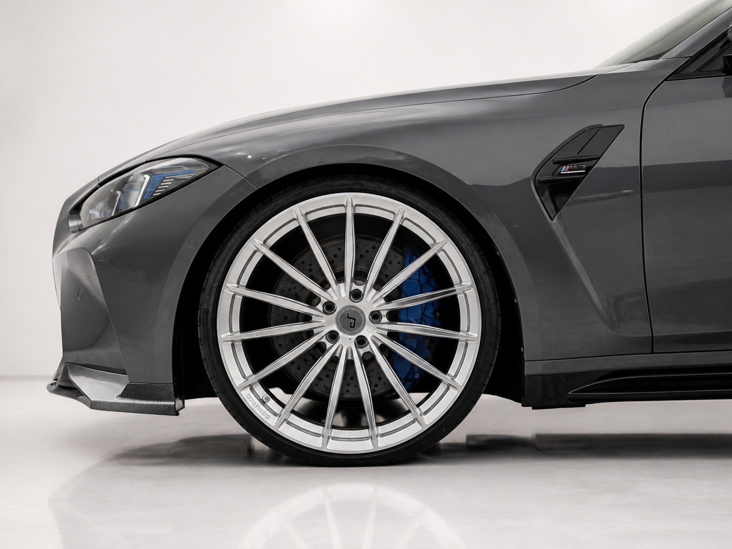 BMW M3 Competition-image-7