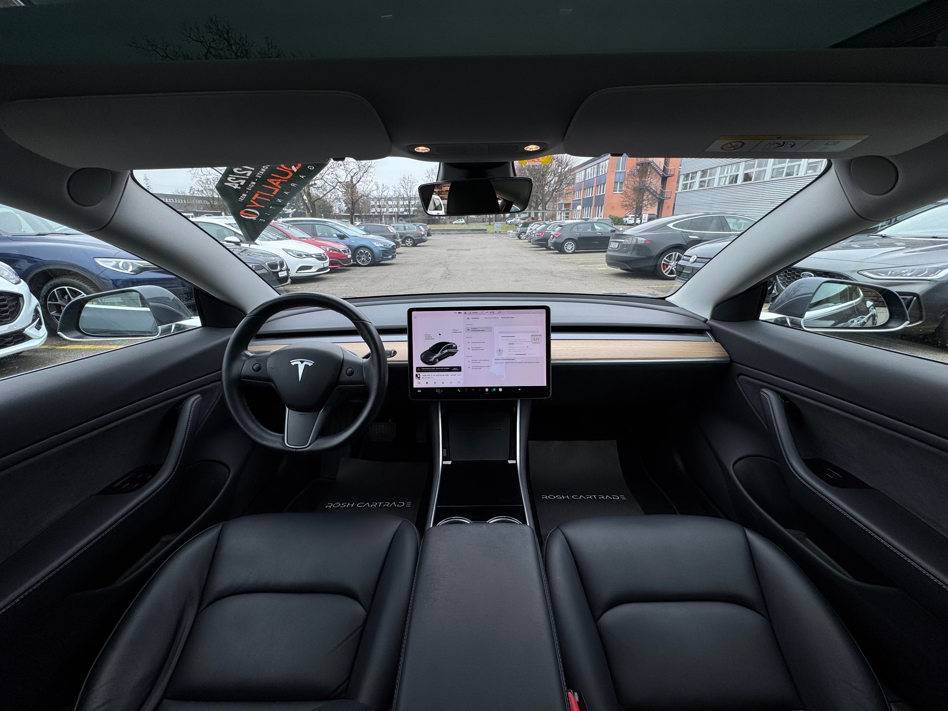 TESLA Model 3 Long Range Dual Motor AWD-image-10
