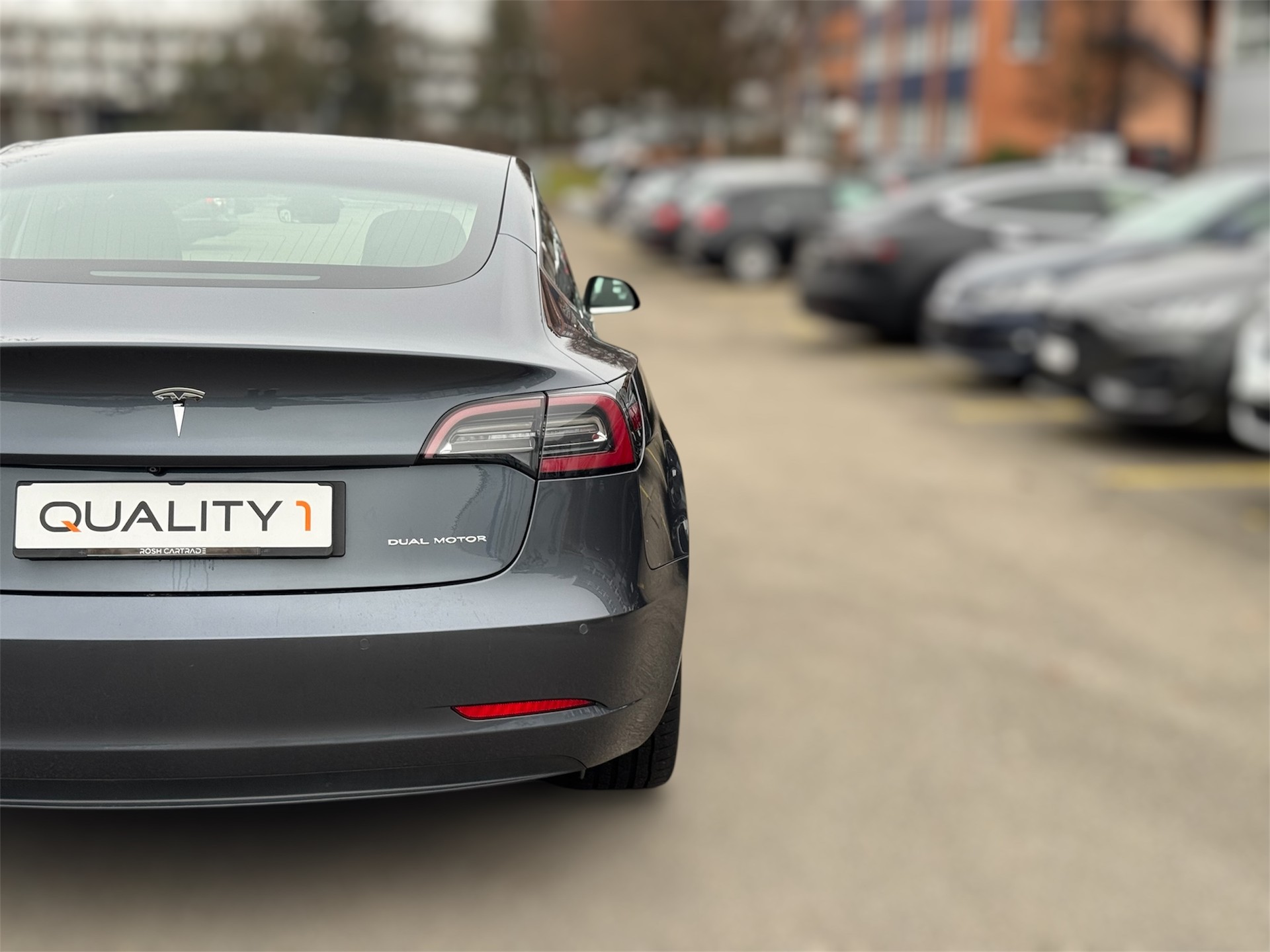 TESLA Model 3 Long Range Dual Motor AWD-image-13
