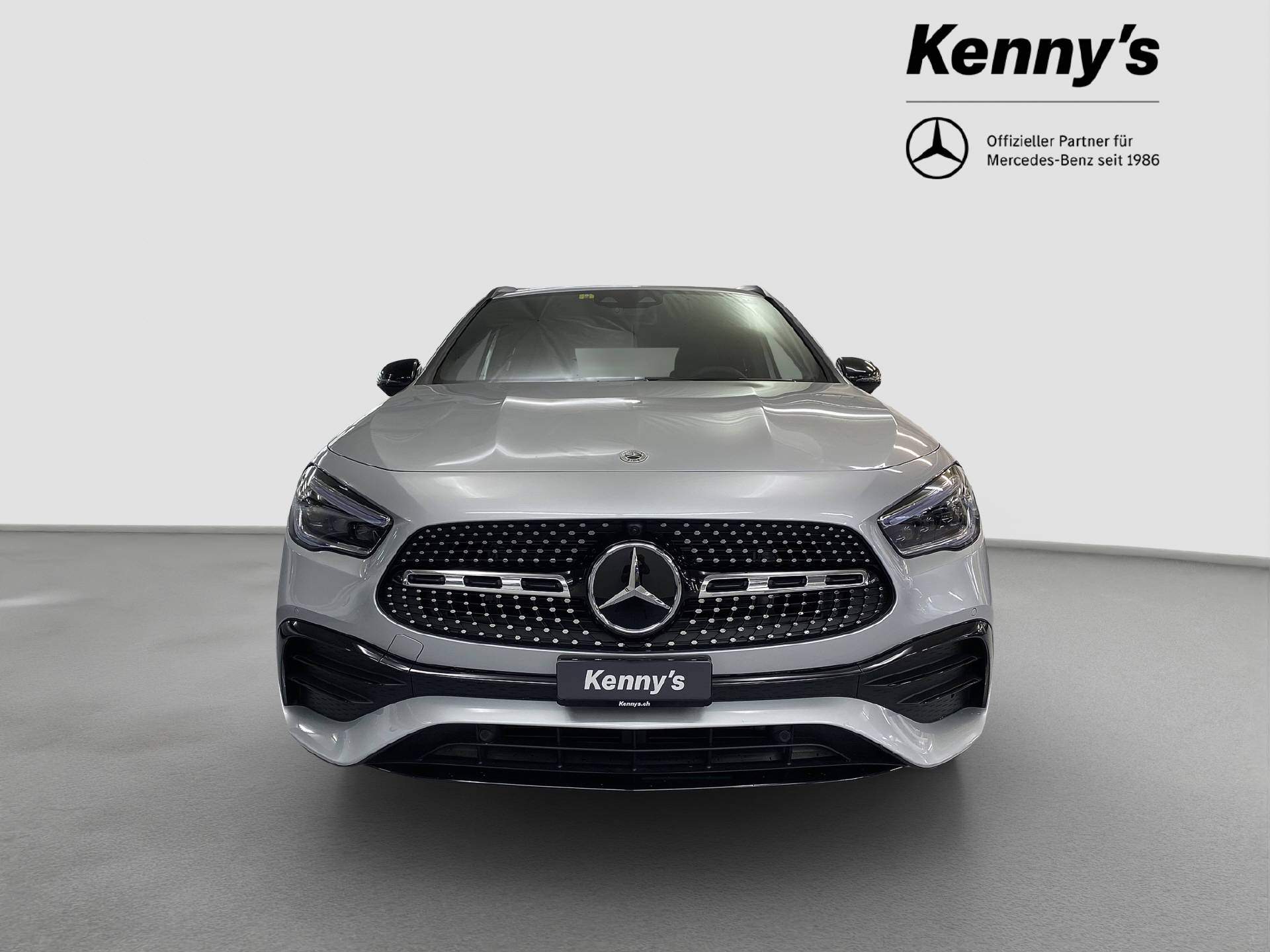 MERCEDES-BENZ GLA 200 AMG Line 4MATIC-image-1