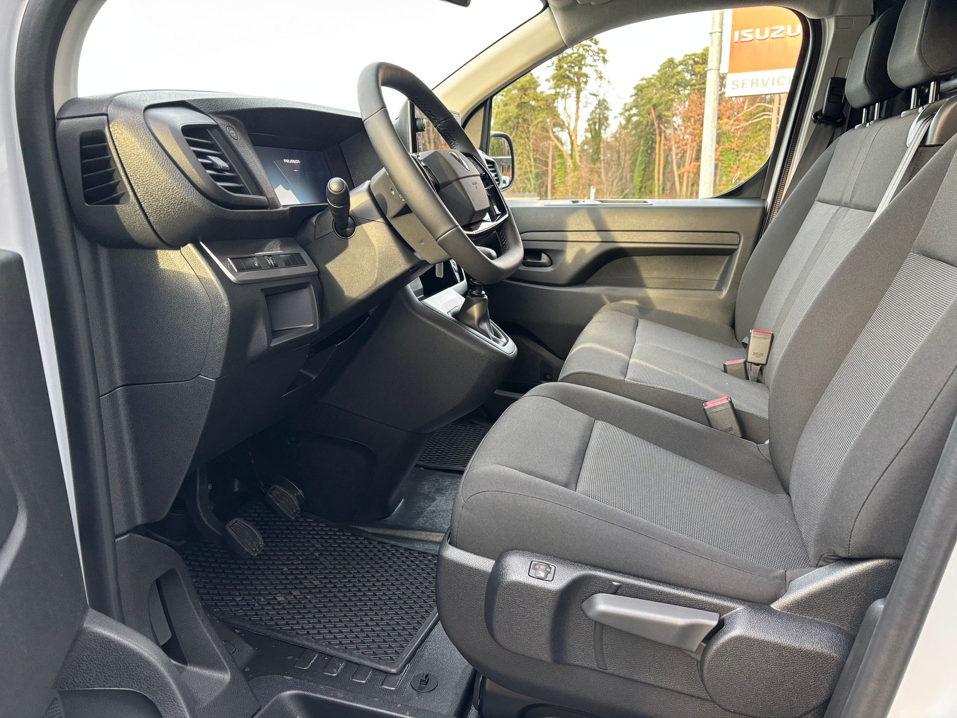 PEUGEOT Expert 1.5 HDi 120 Standard-image-7