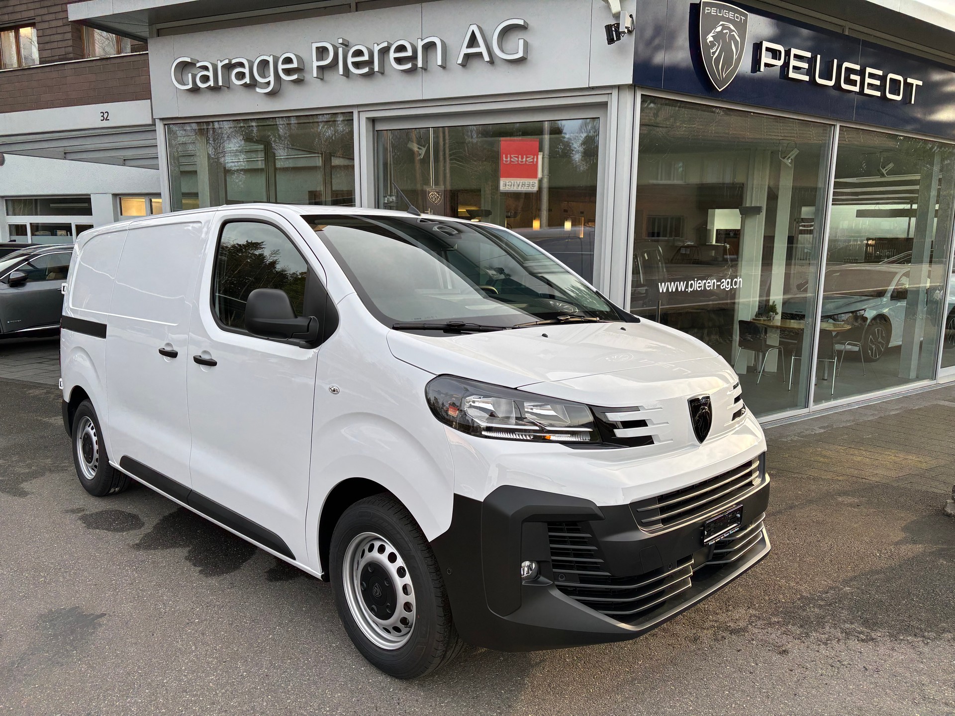 PEUGEOT Expert 1.5 HDi 120 Standard