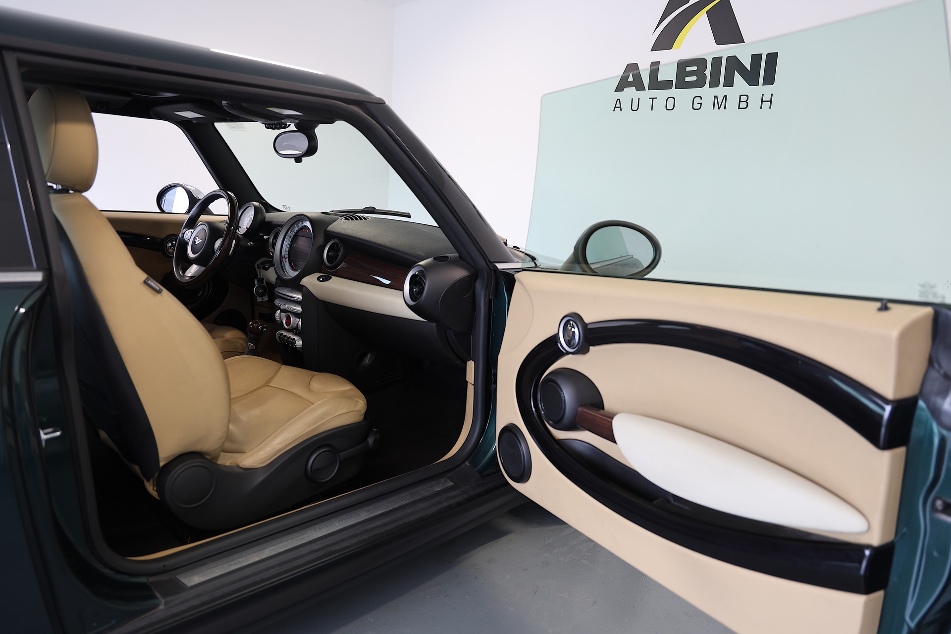 MINI Cooper Automat-image-8