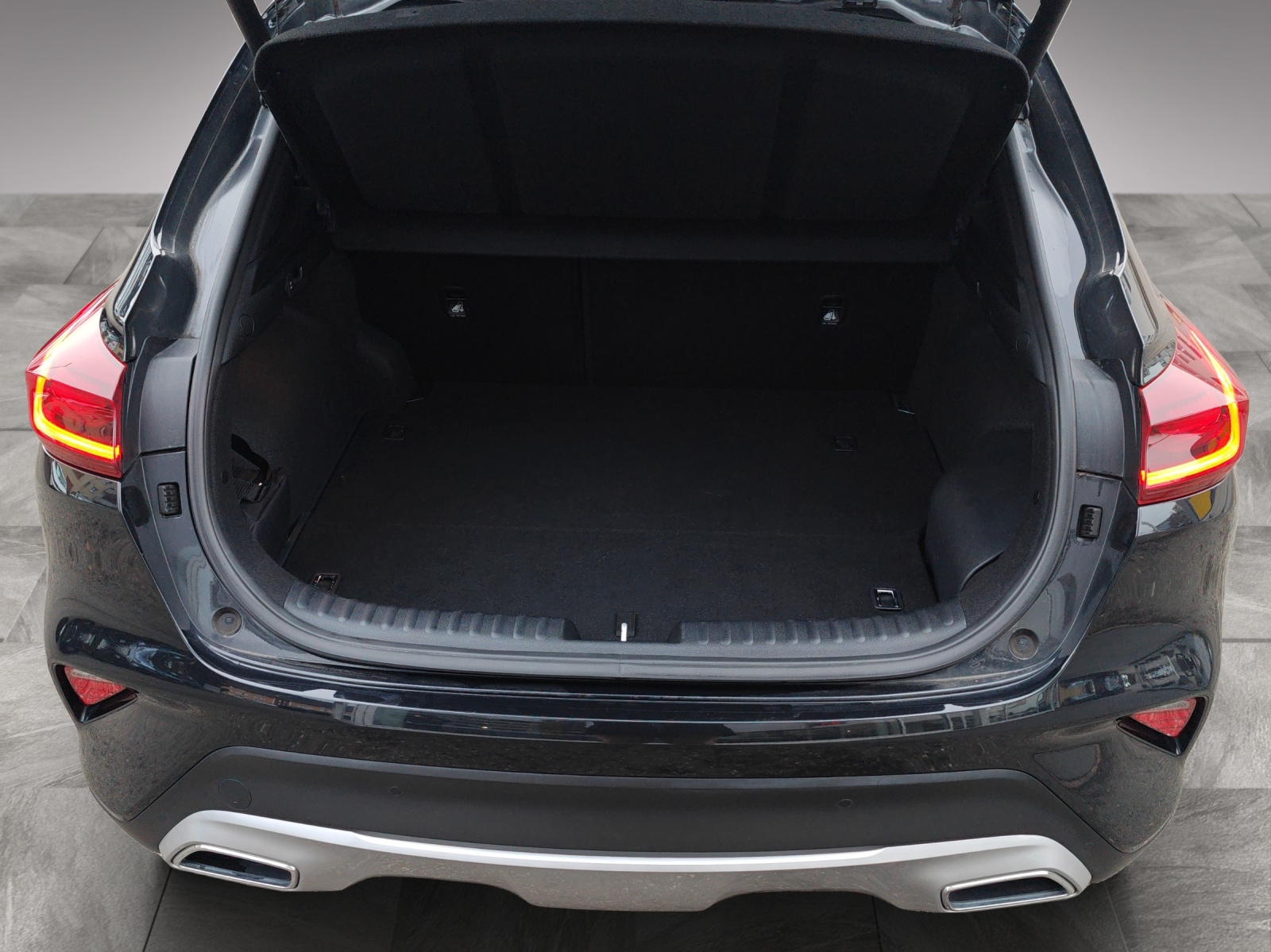 KIA XCeed 1.6 GDi Plug-in Hybrid Style-image-16