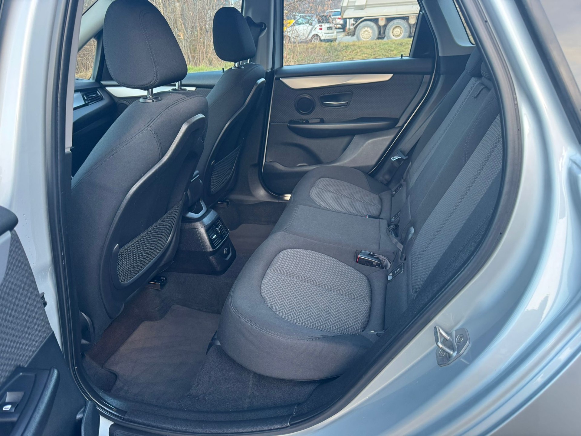 BMW 220d xDrive Active Tourer Sport Line Steptronic-image-13