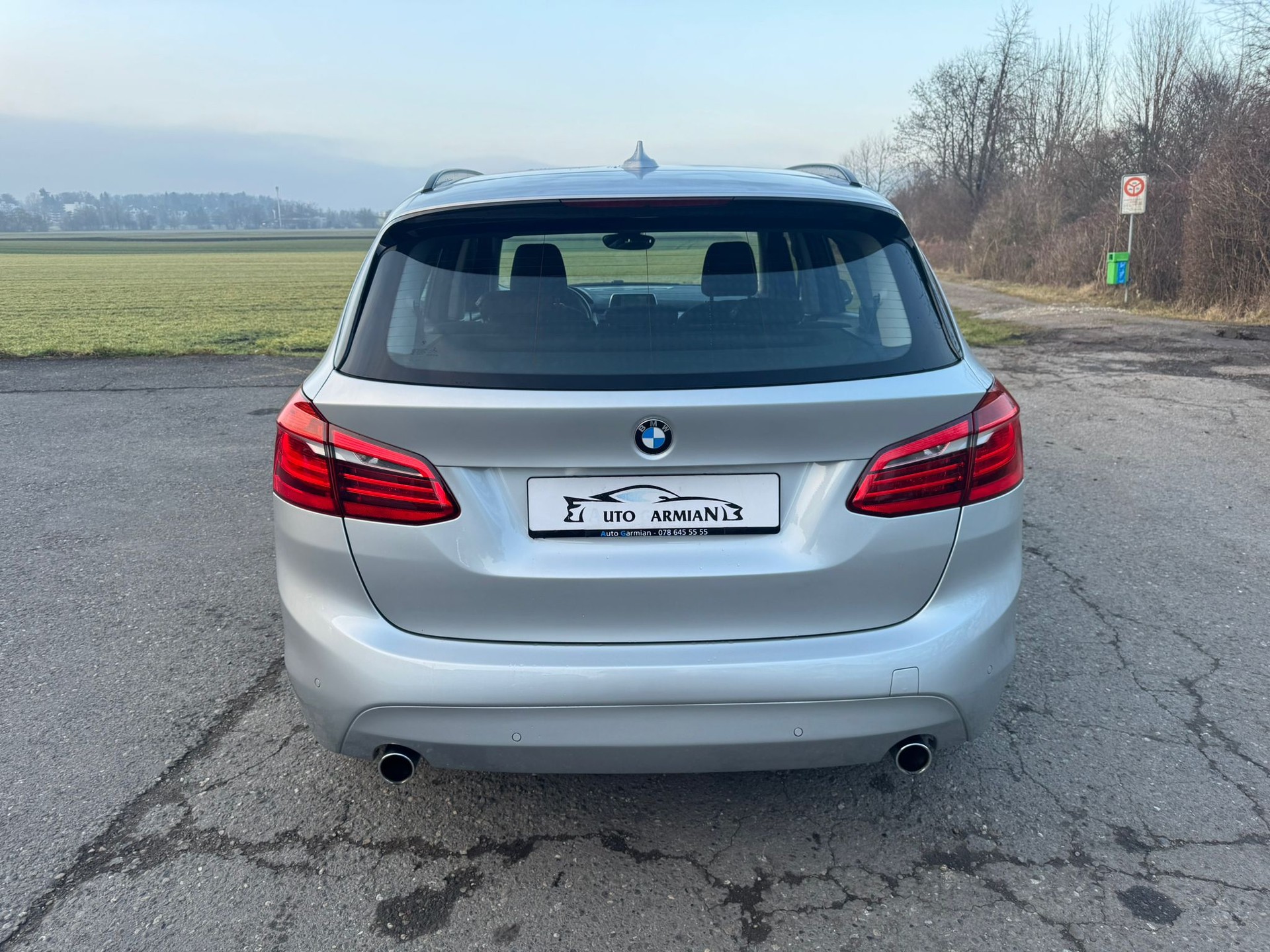 BMW 220d xDrive Active Tourer Sport Line Steptronic-image-3