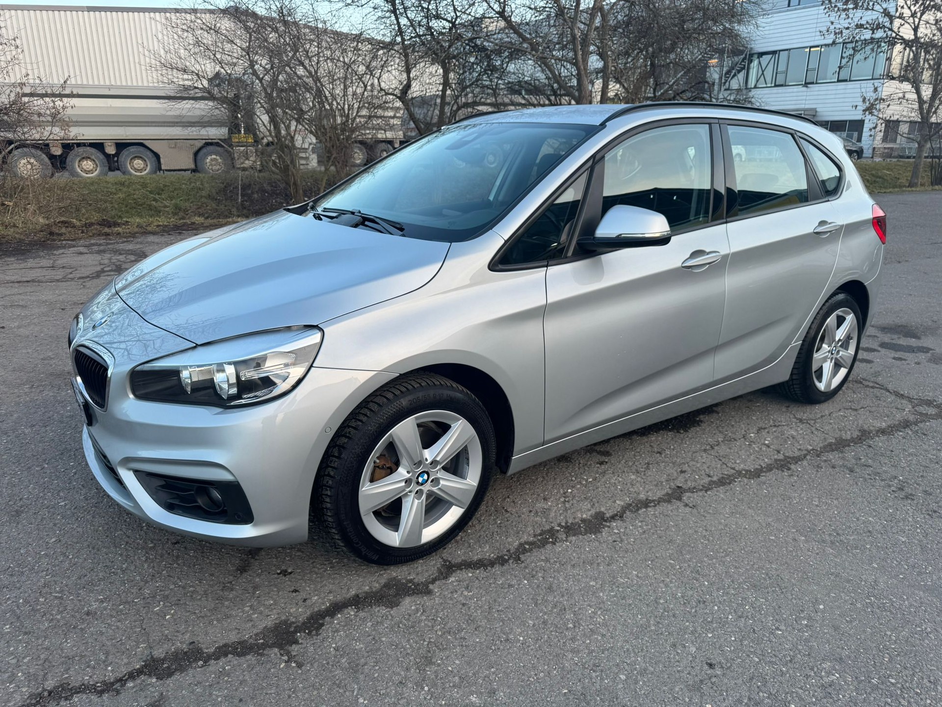 BMW 220d xDrive Active Tourer Sport Line Steptronic-image-1