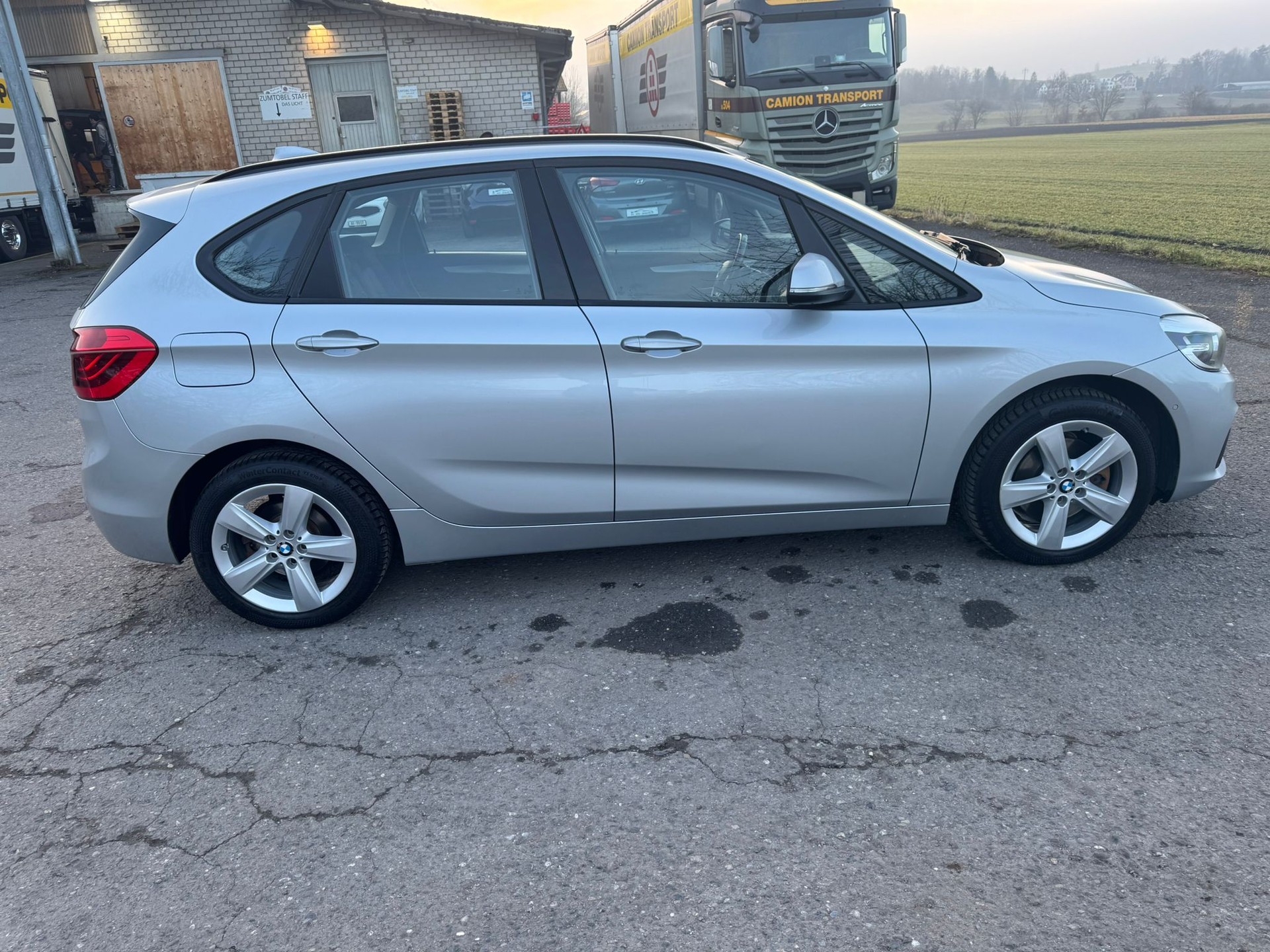 BMW 220d xDrive Active Tourer Sport Line Steptronic-image-8