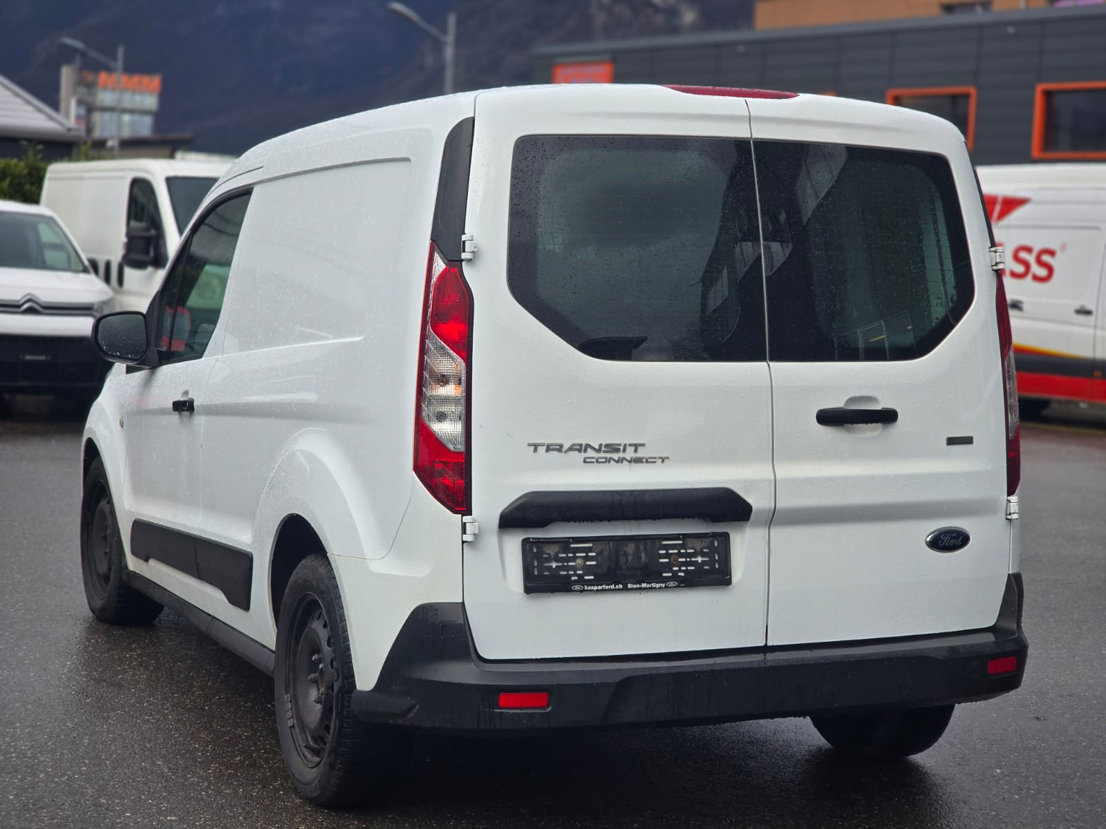 FORD Transit Connect Van T200 1.0 EcoBoost Trend-image-4