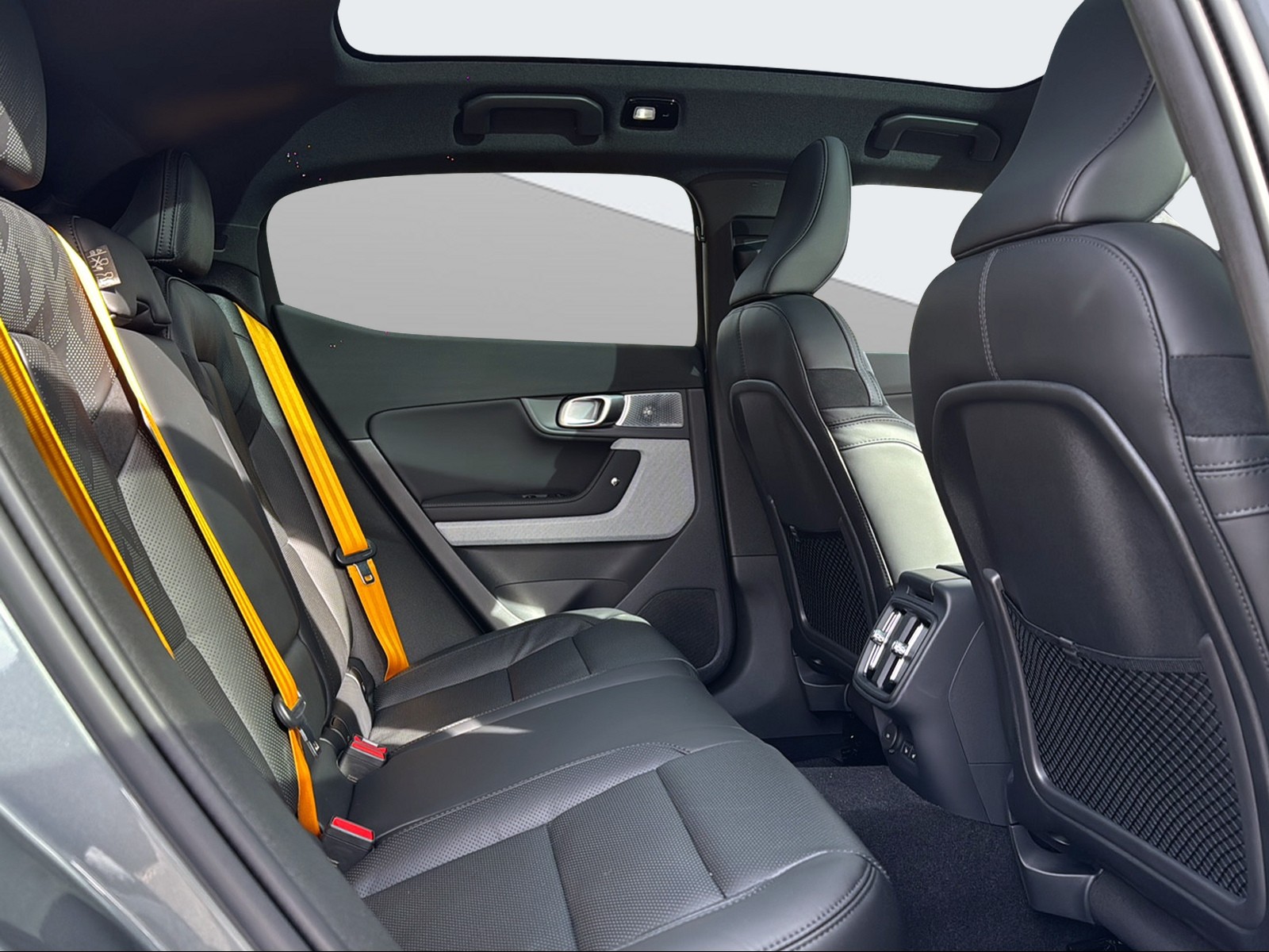 POLESTAR 2 Long Range Dual Motor-image-10