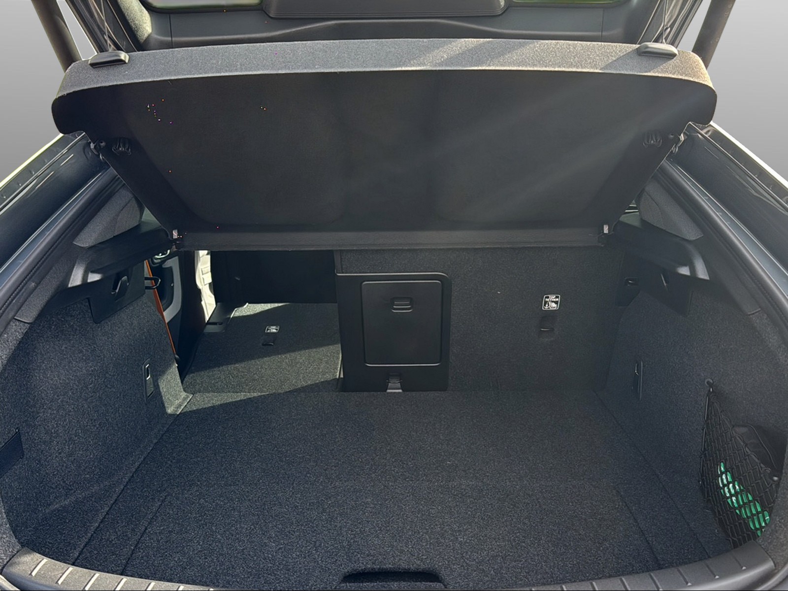 POLESTAR 2 Long Range Dual Motor-image-15