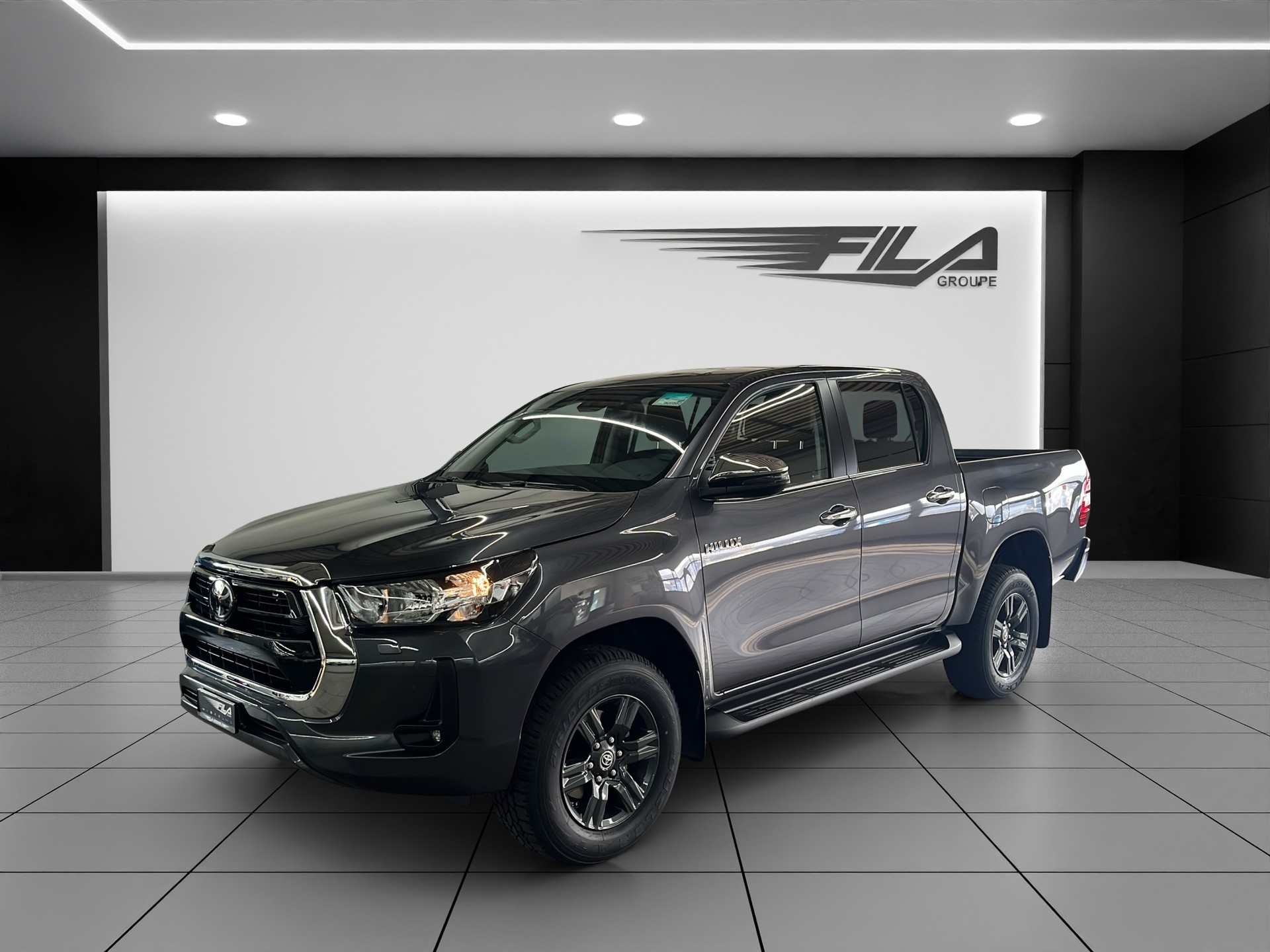 TOYOTA Hilux DC Pick-up 2.8D Style MHEV-image-1