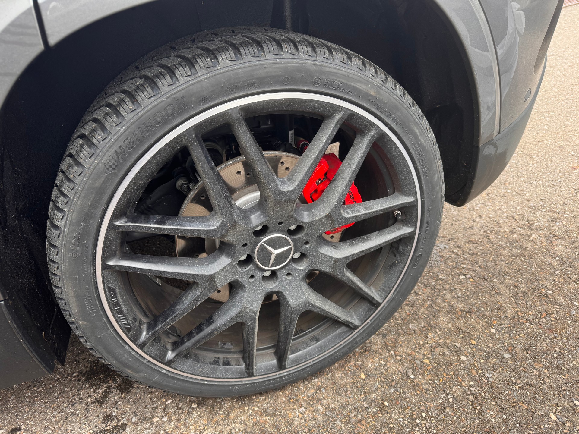 MERCEDES-BENZ GLA AMG 45 S 4Matic+ 8G-DCT-image-2