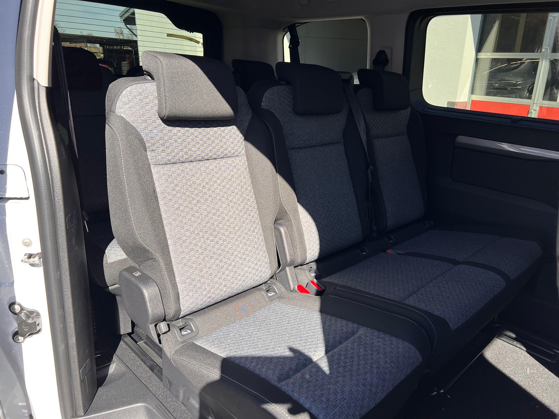 TOYOTA PROACE Verso L1 2.2 D Trend-image-11