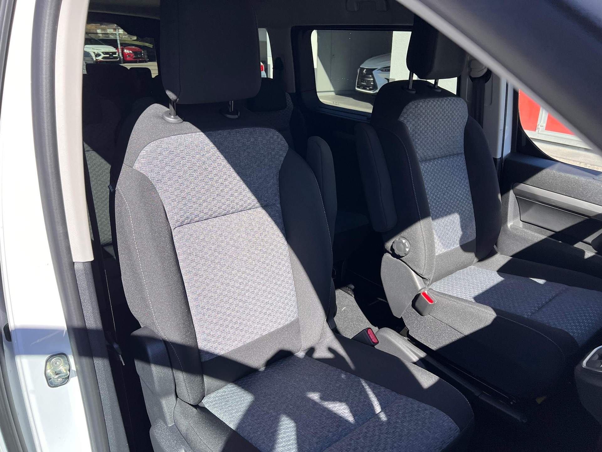 TOYOTA PROACE Verso L1 2.2 D Trend-image-14