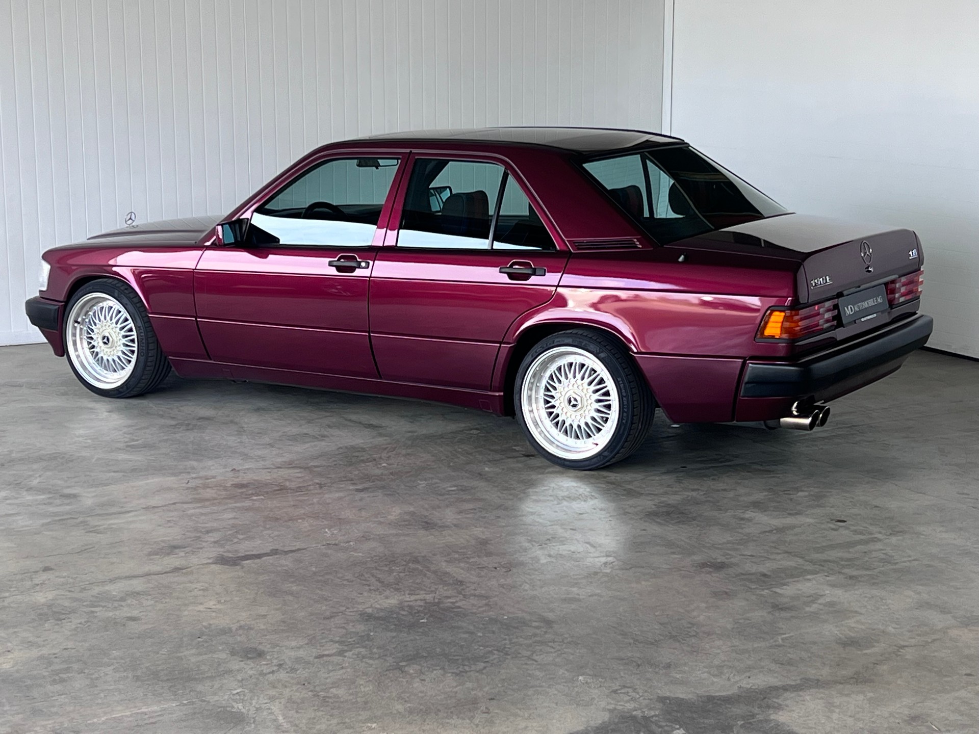 MERCEDES-BENZ 190 E 1.8 Avantgarde Rosso Nr. 45/280-image-9