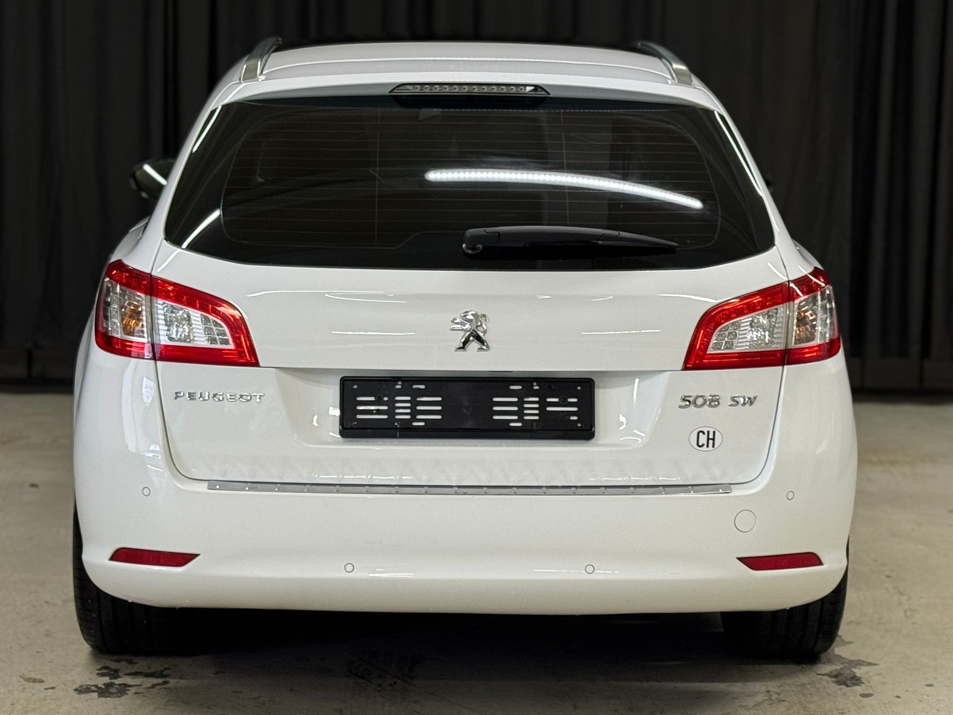 PEUGEOT 508 SW 2.0 HDI Business-image-5