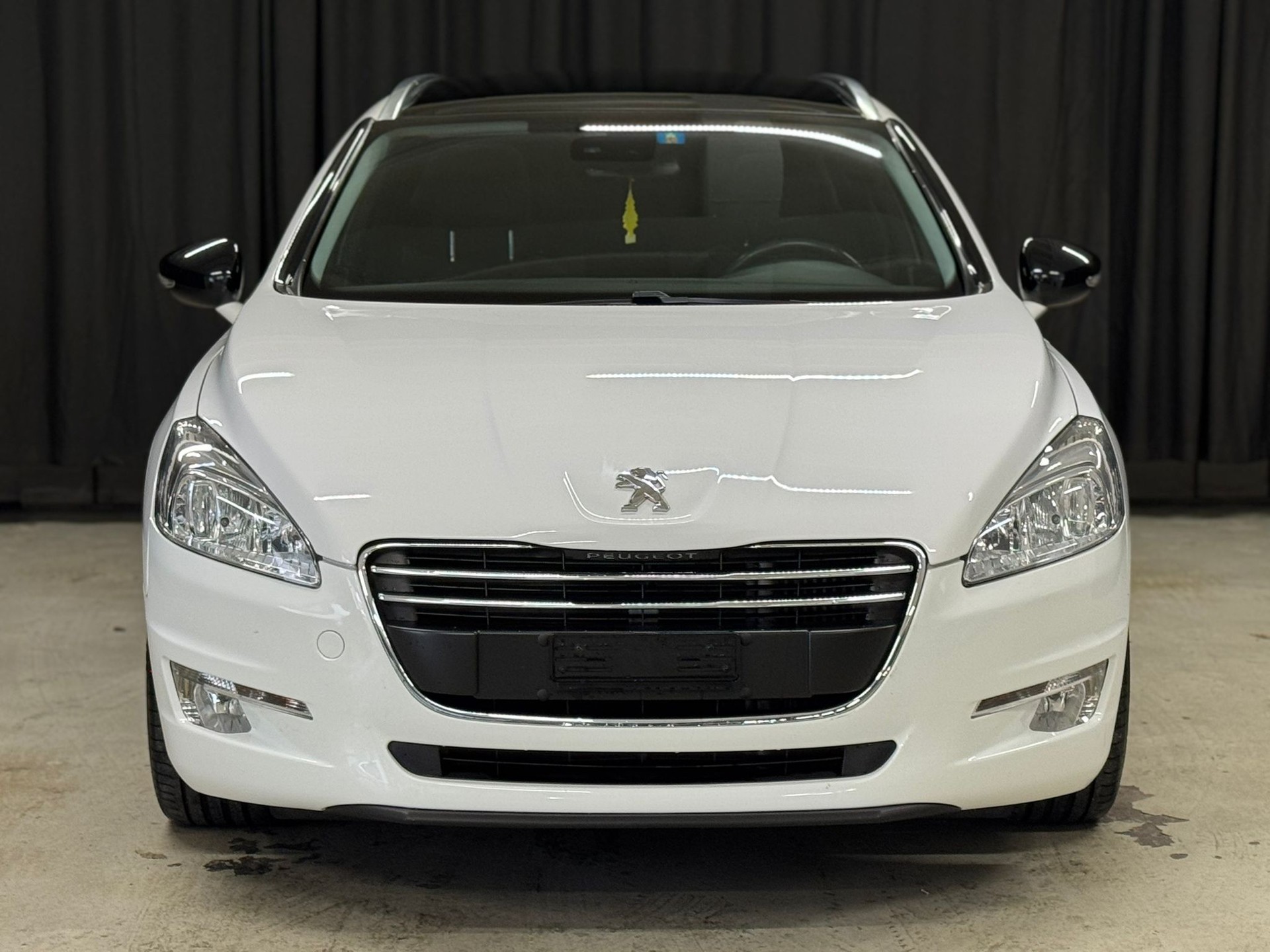 PEUGEOT 508 SW 2.0 HDI Business-image-1